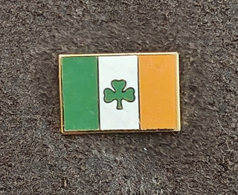 1990s Irish Flag Shamrock Gold Tone Enamel Pin.