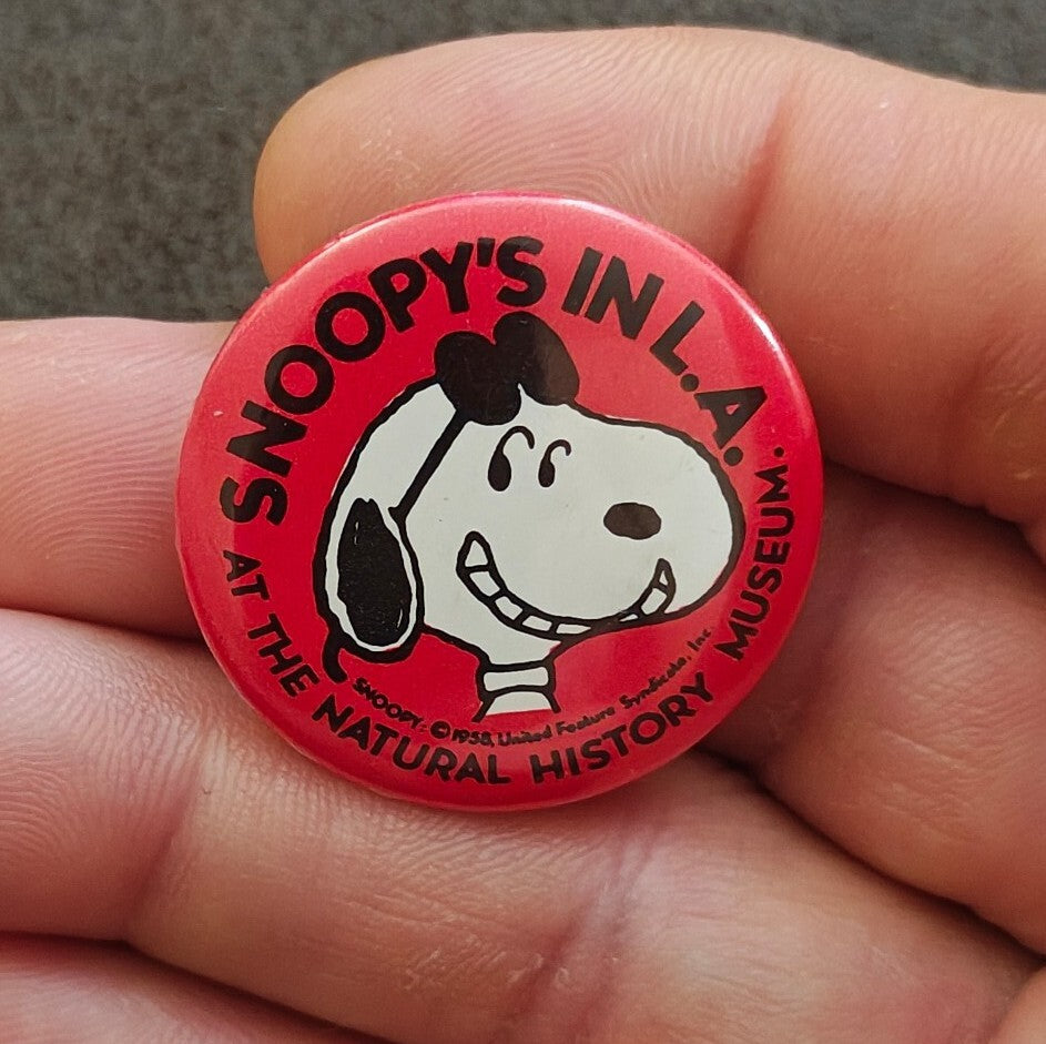 1980s Snoopy's In L.A. At The Natural History Museum Pinback Button