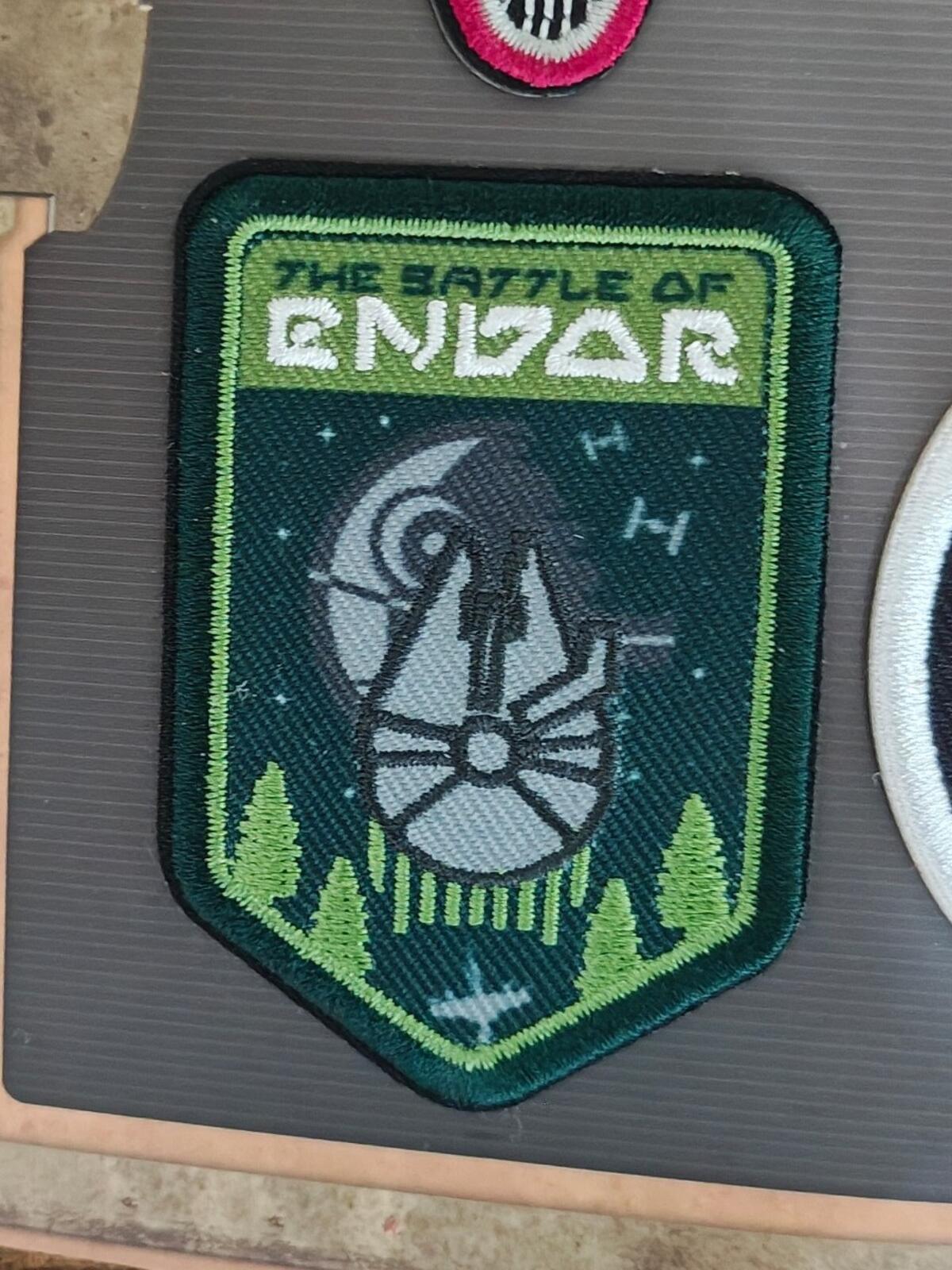2019/2020 Star Wars Galaxy's Edge Resistance Mission Patch Set.