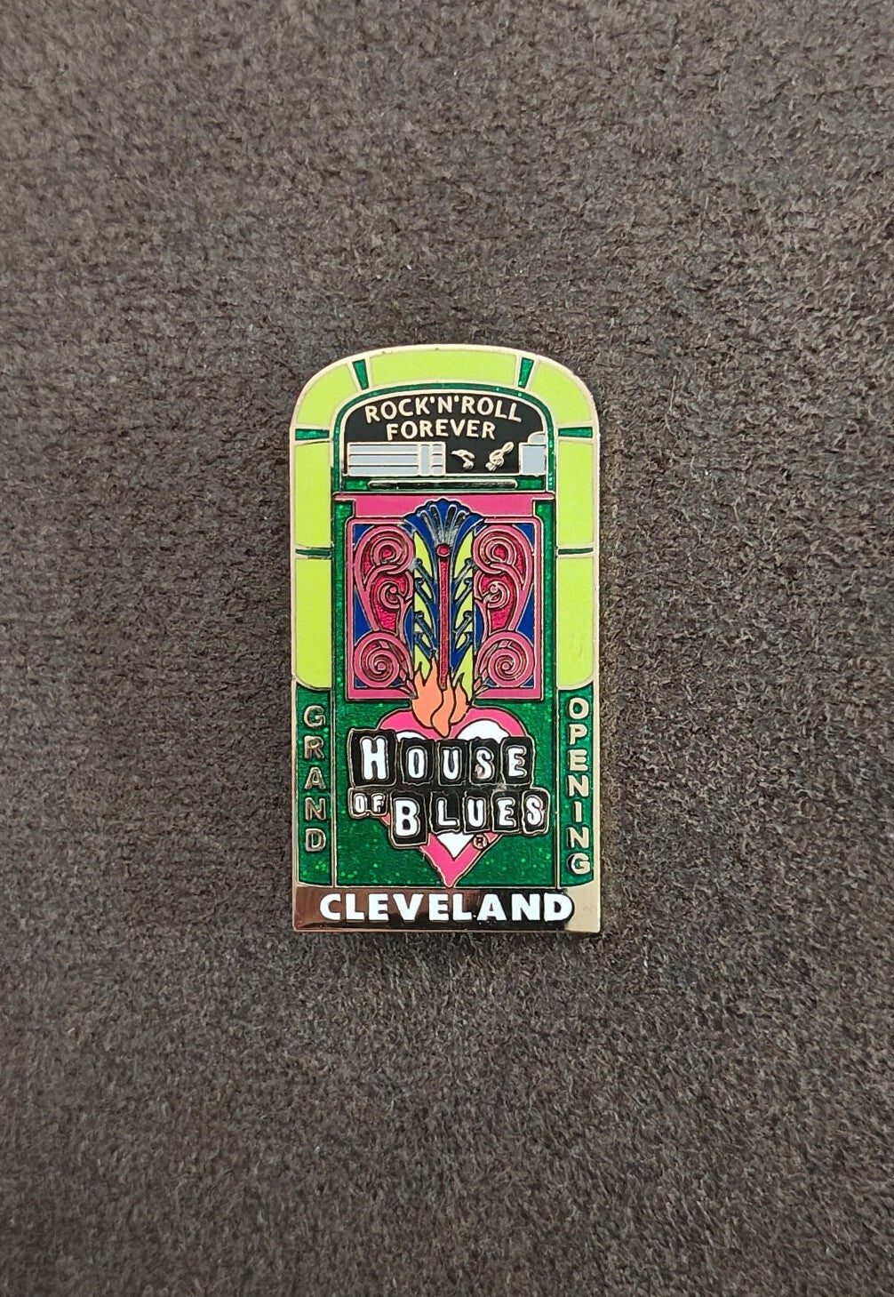 2004 Official Commemorative House of Blues Cleveland Grand Opening Gold Tone Pin