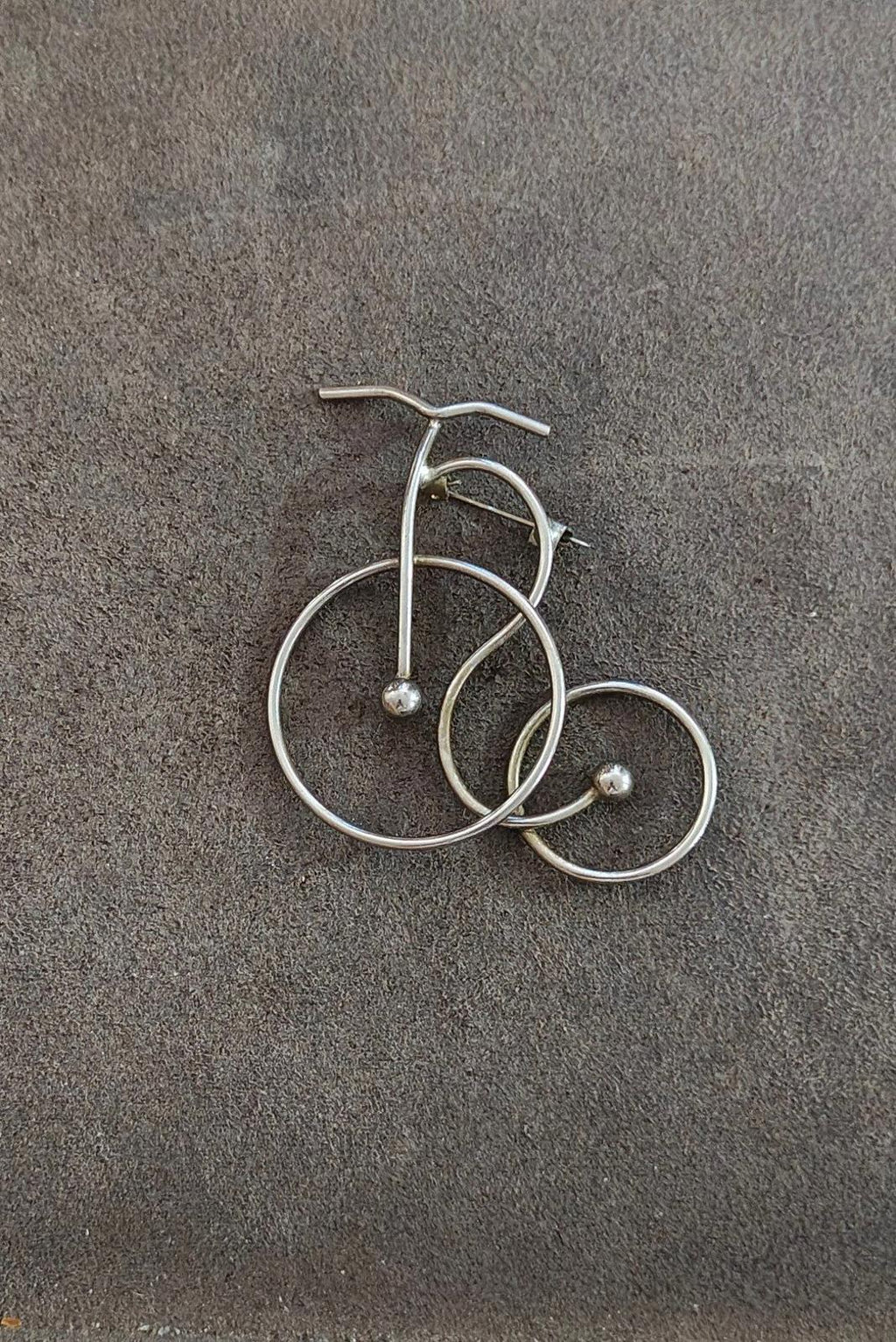 1980's Silver Tone Bicycle Brooch Pin