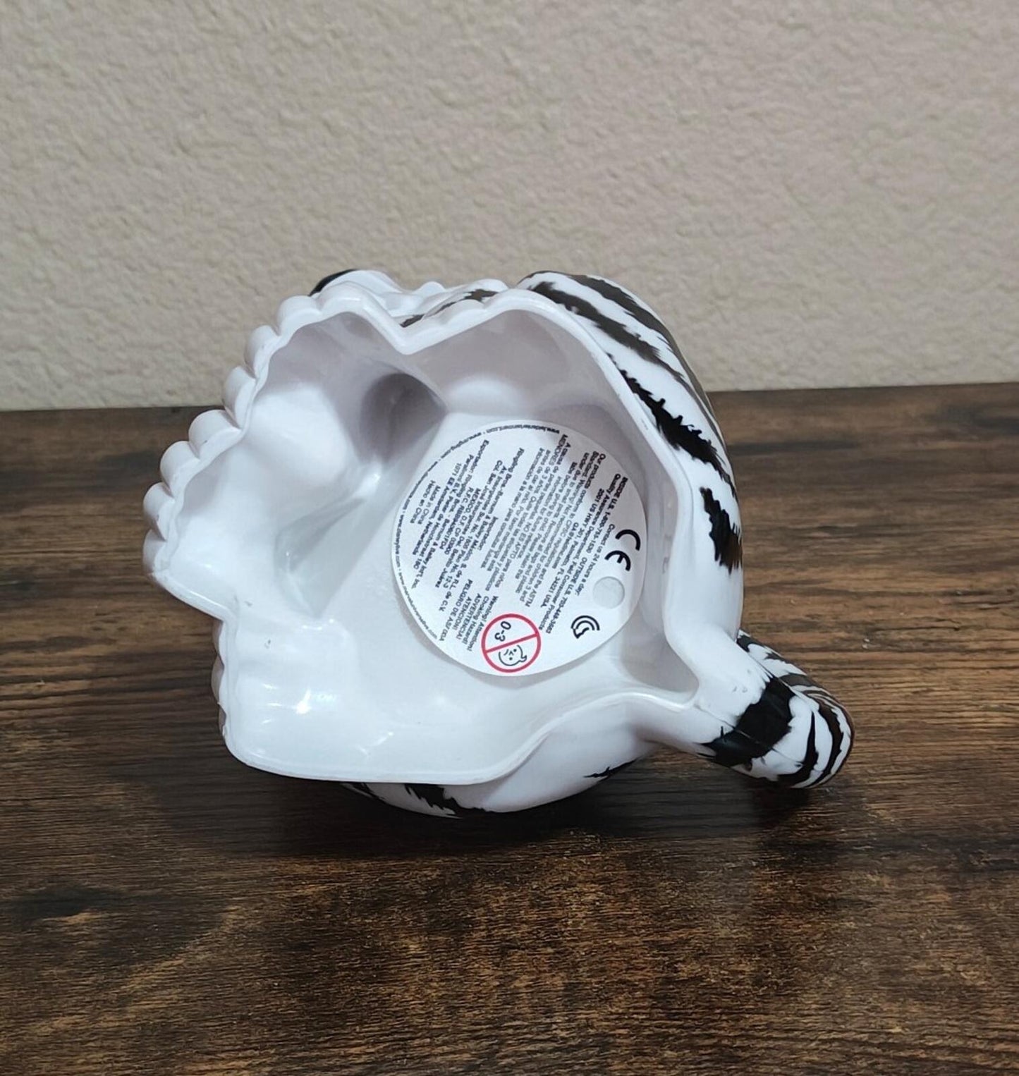 1990s  Ringling Bros. & Barnum & Bailey Circus 16 oz White Tiger Souvenir Mug