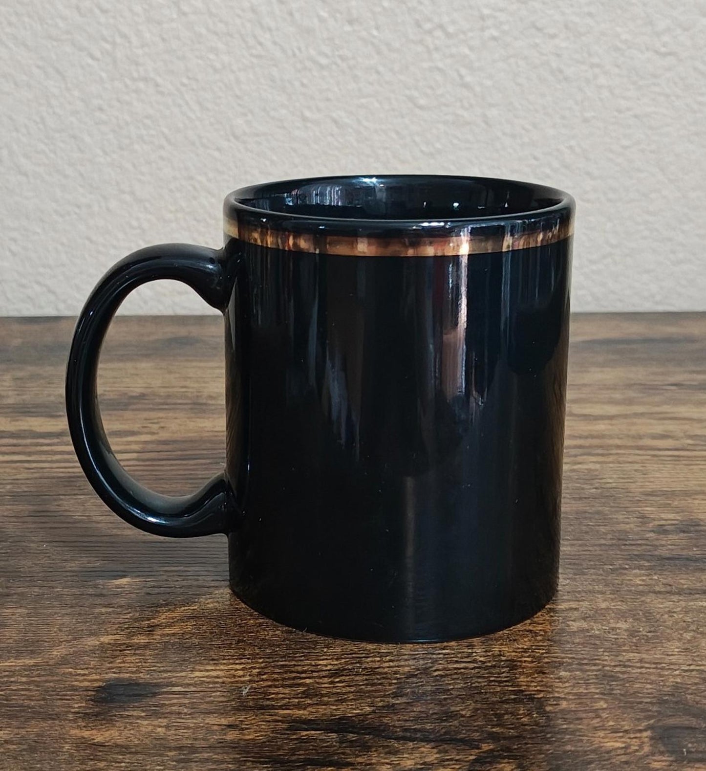 Cool US Army Black 11 oz Ceramic Mug.
