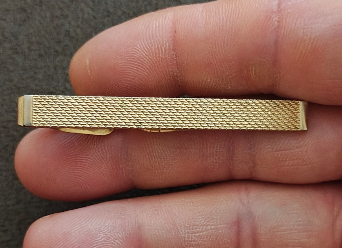 1950s/60s Swank Gold Tone Textured Basketweave Tie Bar Clip