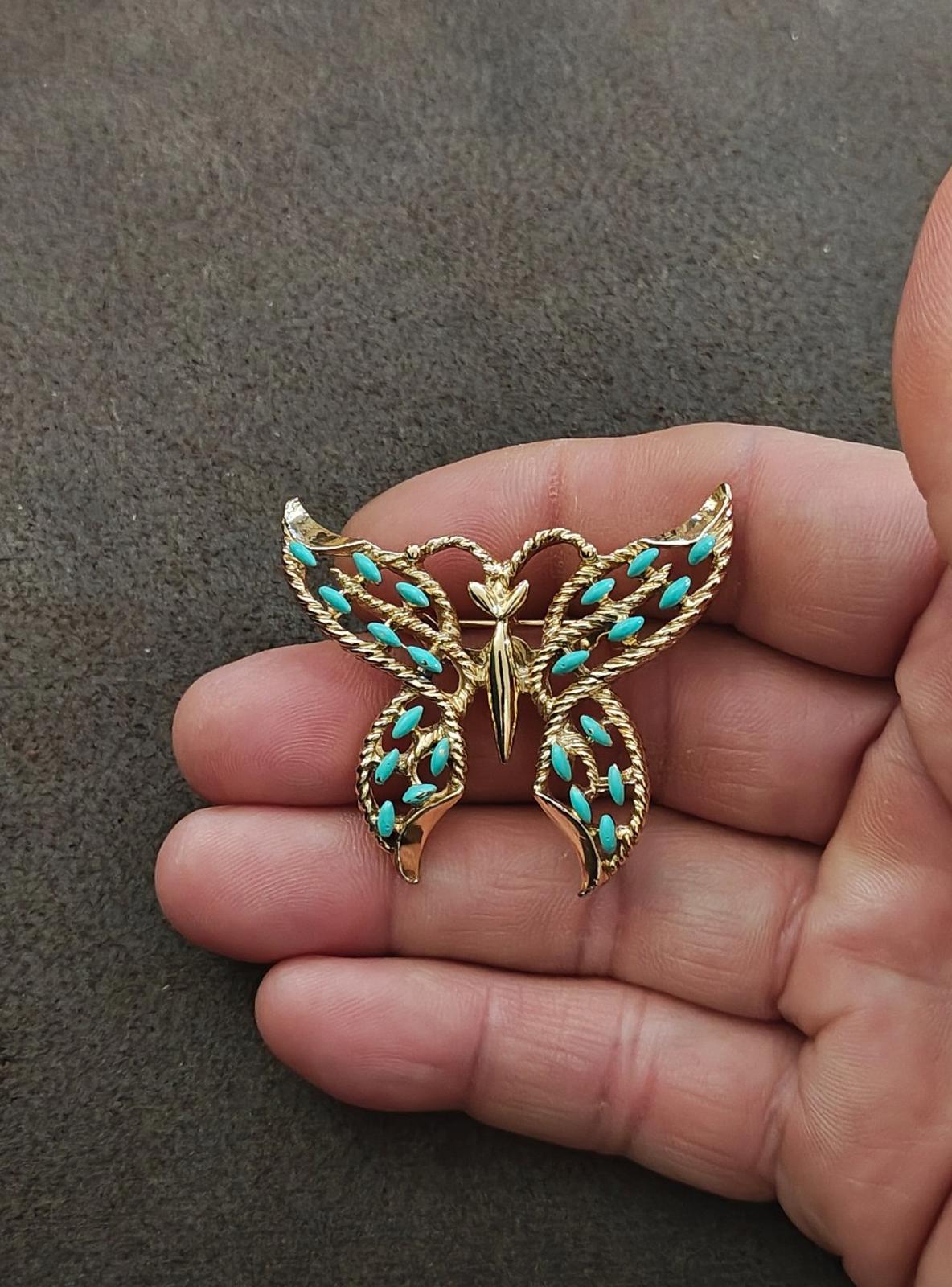 1960s Gerry's Gold Tone With Faux Turquoise Enamel Brooch