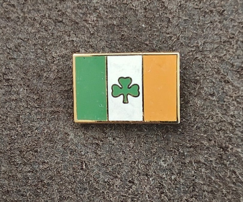 1990s Irish Flag Shamrock Gold Tone Enamel Pin.