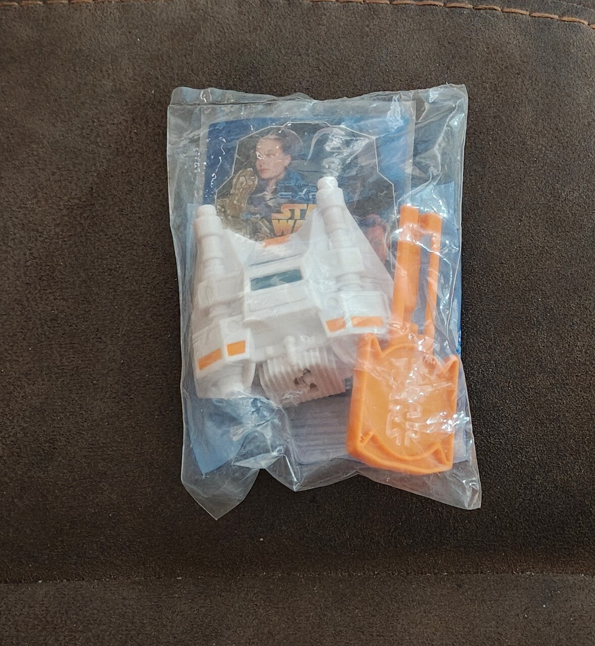 2005 Burger King Star Wars: The Complete Saga Snowspeeder Cosmic Cruiser Toy New