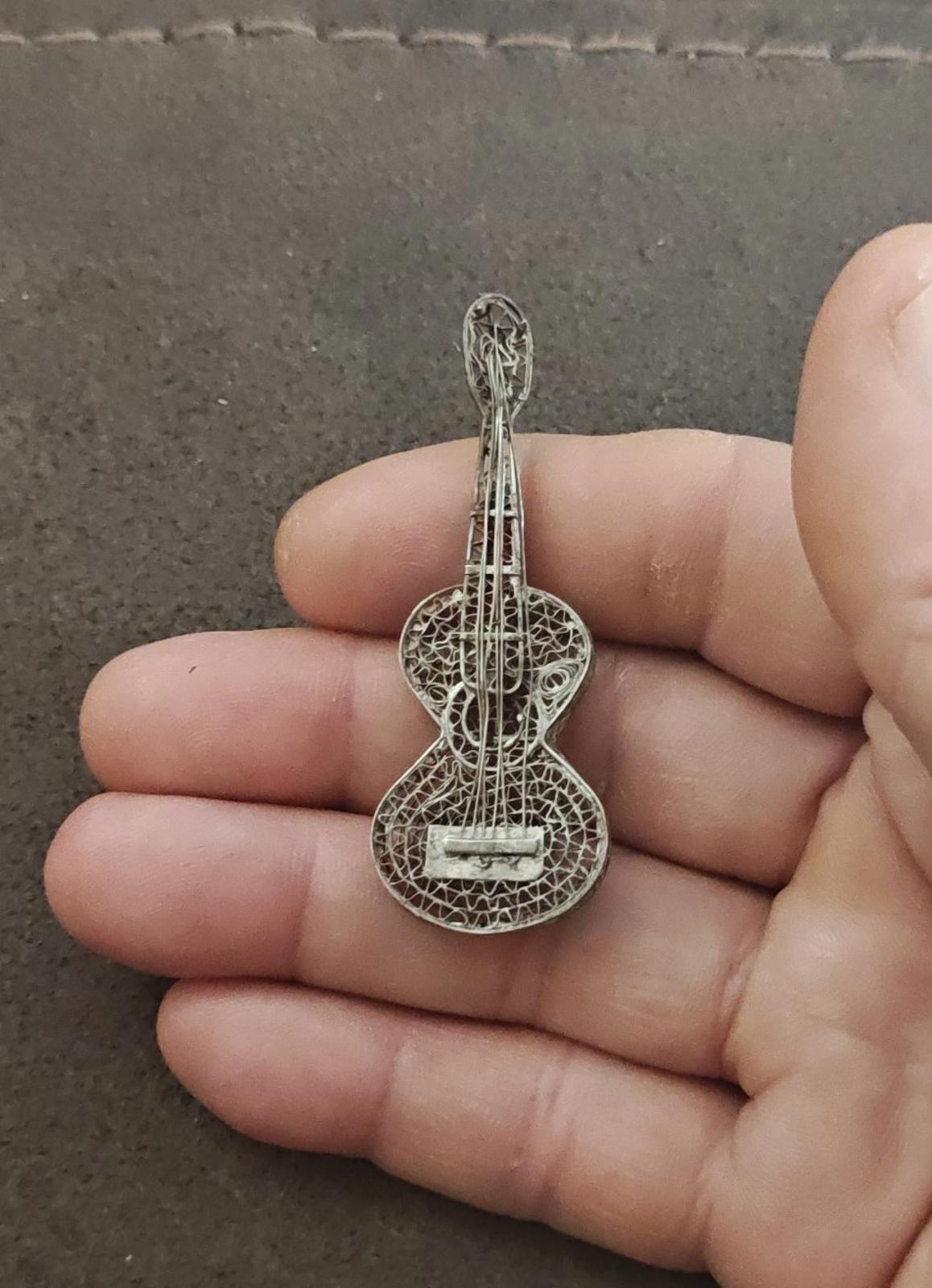 1960s Mexican Sterling Silver Filigree Ornate Brooch