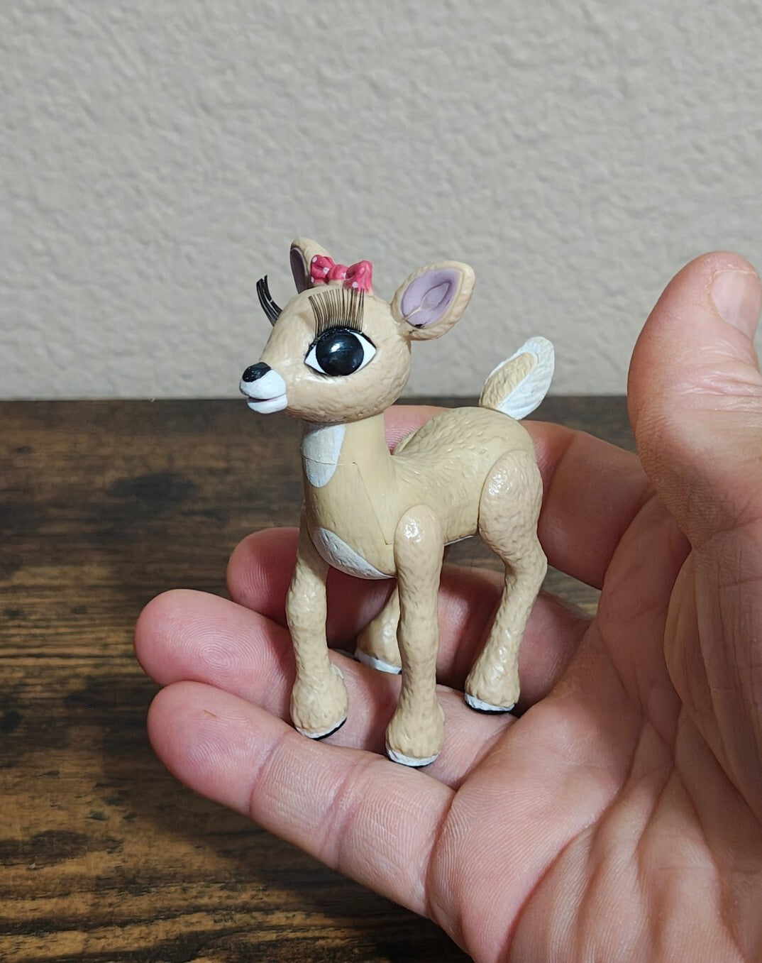 2000 Playing Mantis "Clarice" Rudolph The Red Nosed Reindeer PVC Figure.