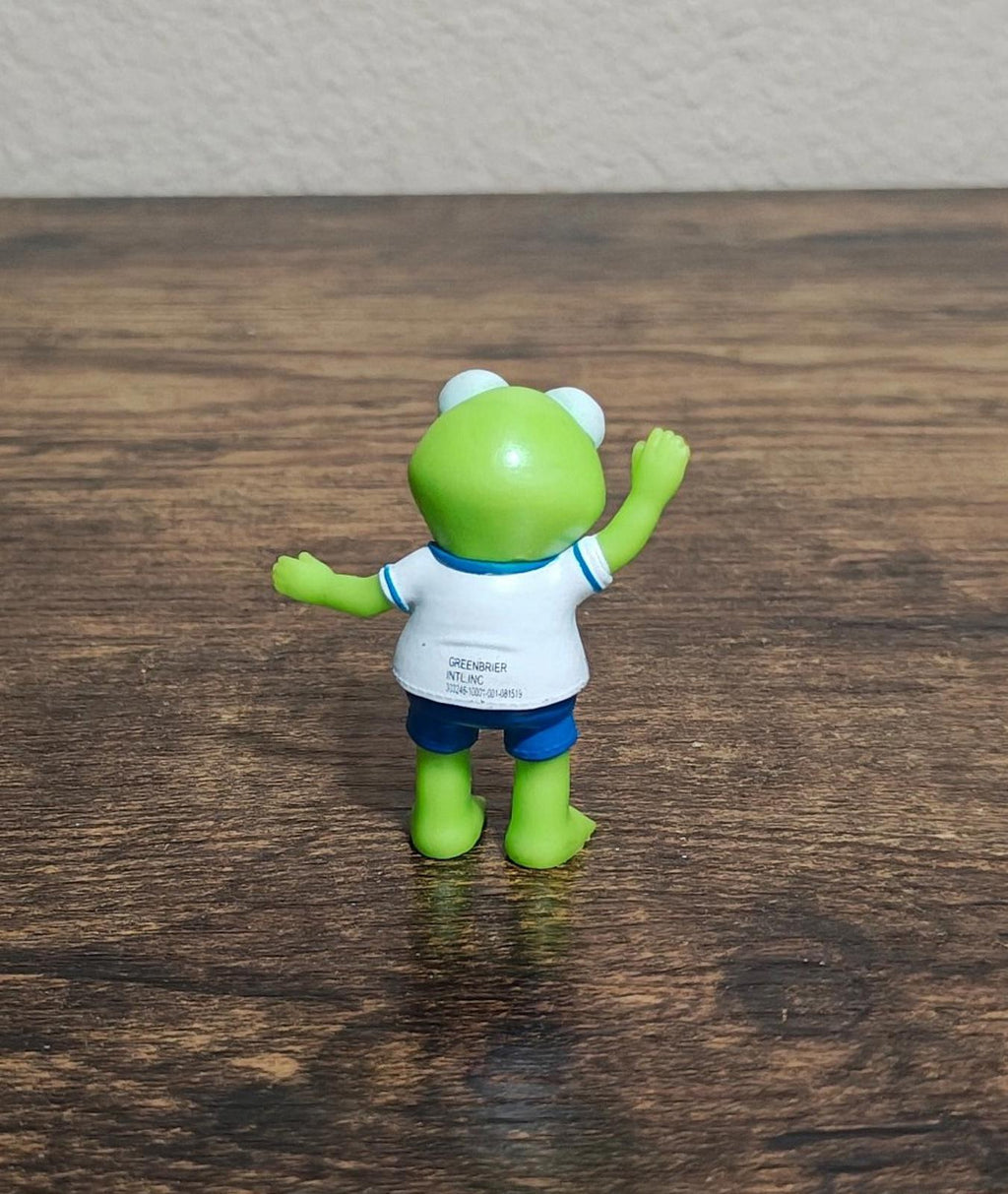 Disney Junior Muppet Babies Kermit The Frog 2" Collectible Figurine