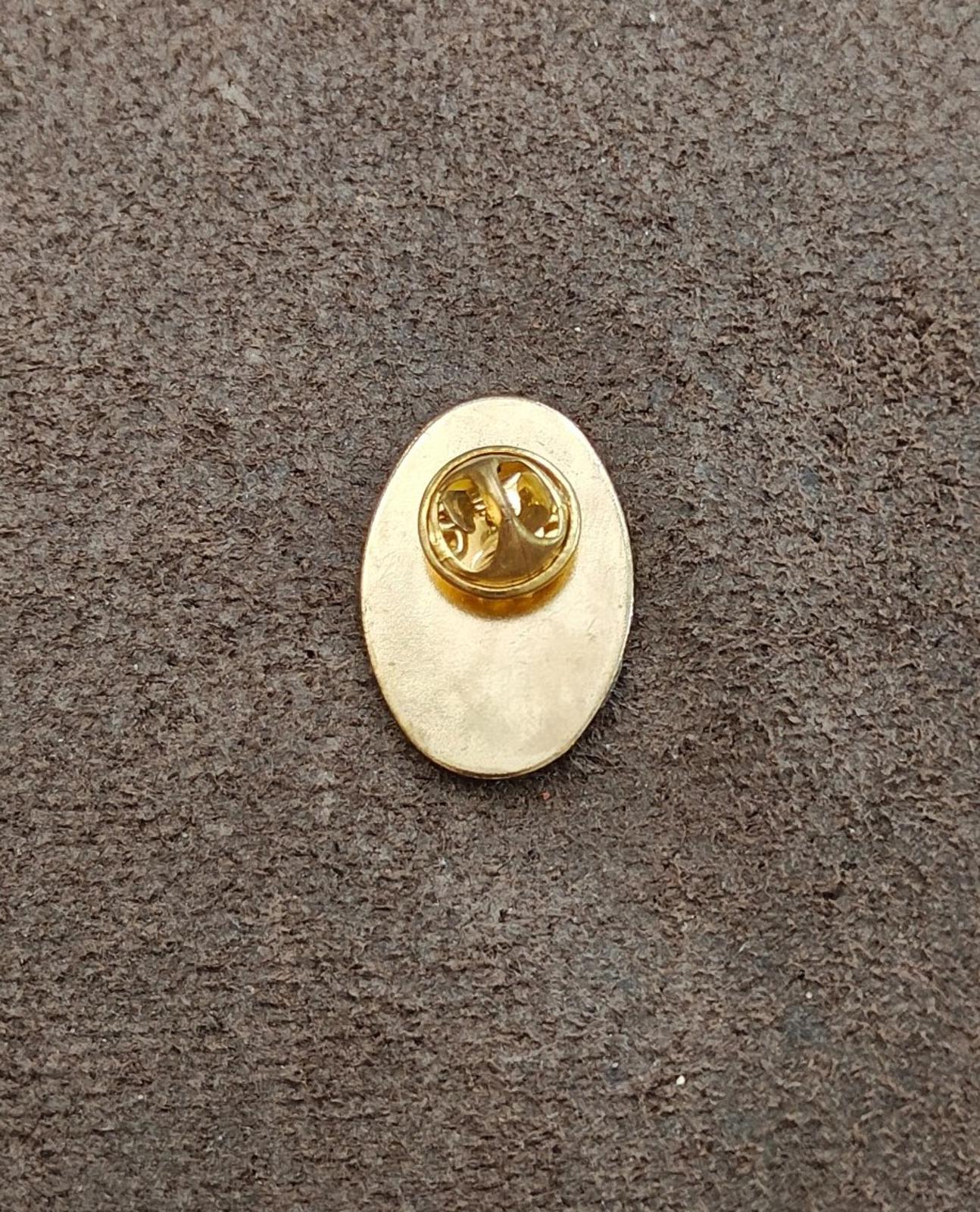 1980s Guardian Angel Lucite Oval Gold Tone Pin