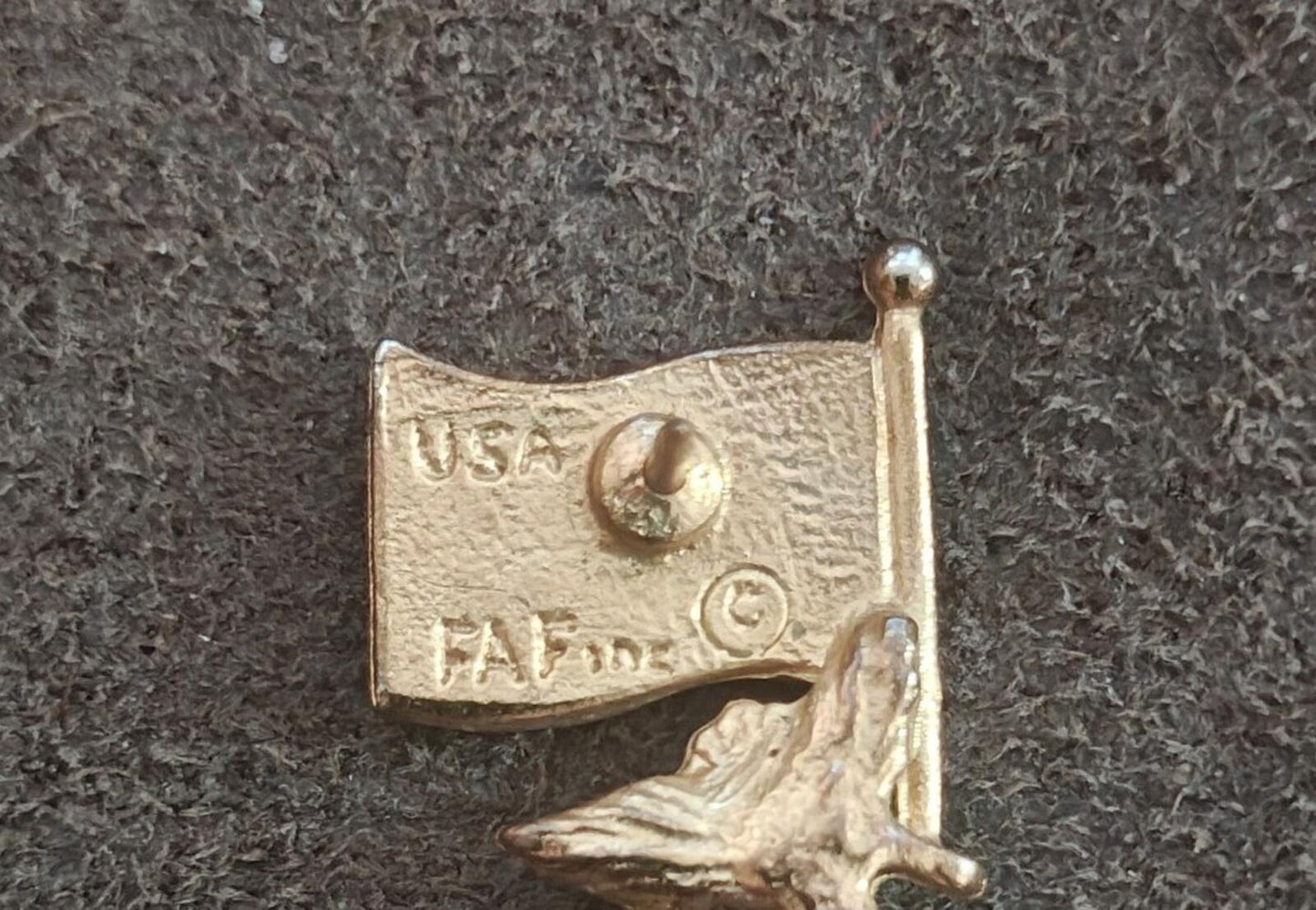 70s Signed FAF Inc. Gold Tone Patriotic American Flag Guardian Angel/Cherub Pin