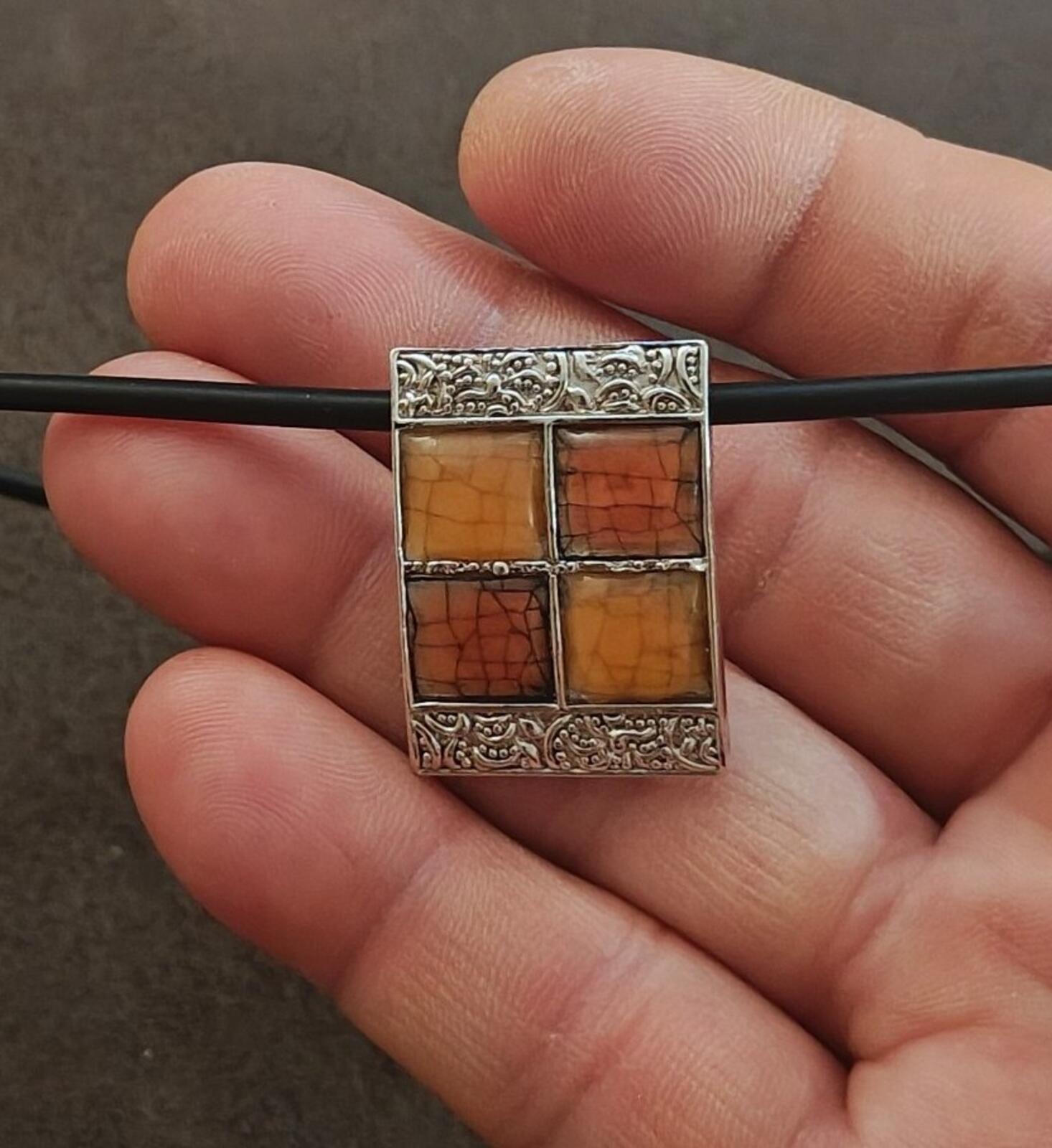 90s Signed Lia Sophia "Cupcake" Slide Pendant Designed With a Windowpane Grid