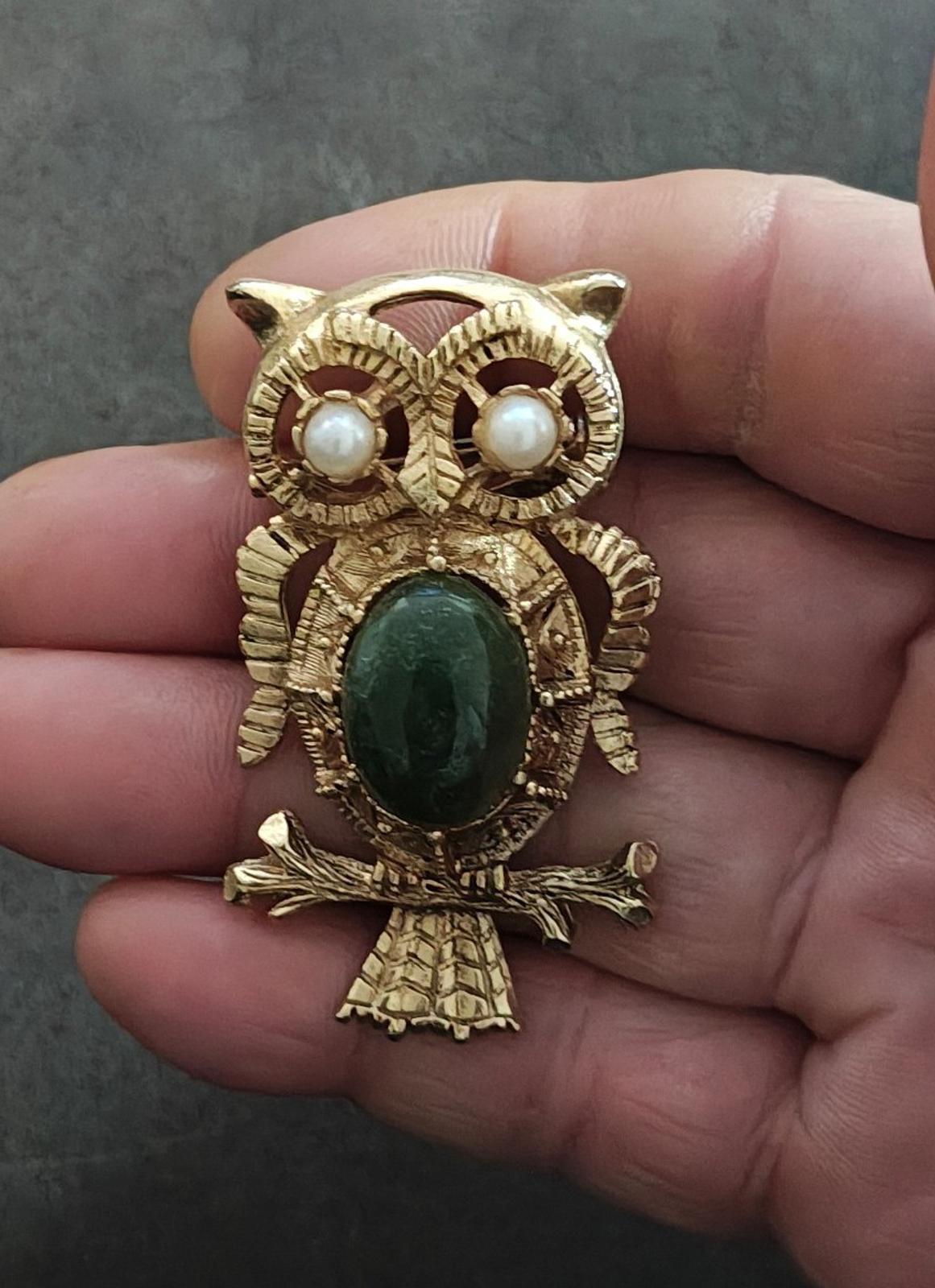 70s Vintage Owl Brooch With Green Cabochon Belly Stone And Faux Pearl Eyes