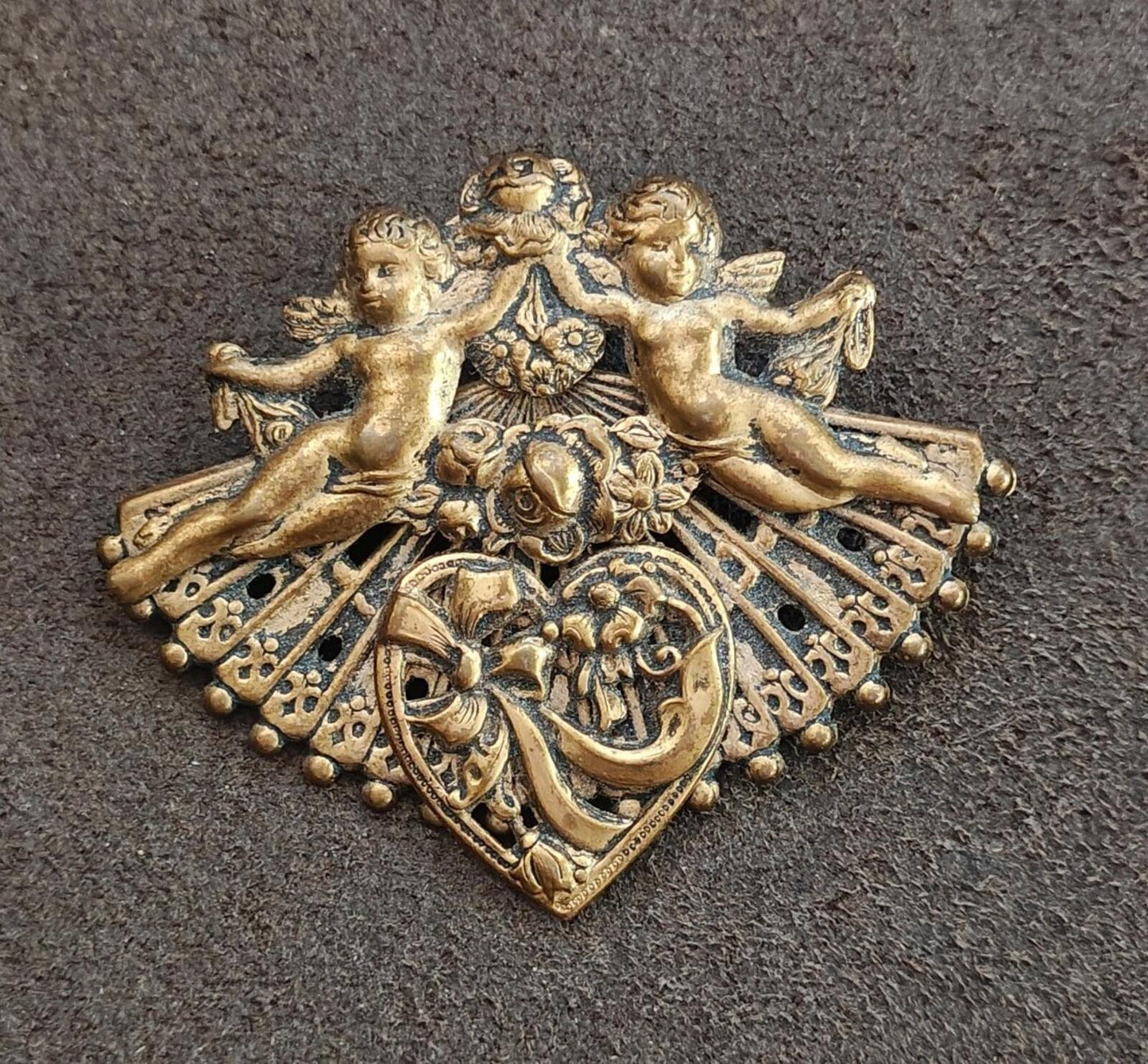 1970s/80s Gold Tone Renaissance Revival Style Double Cherub Brooch