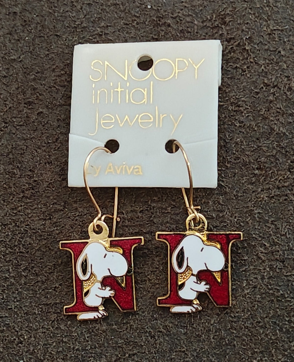 1970s Peanuts Snoopy Initial "N" Gold Tone Cloisonné Enamel Dangle Earrings New.
