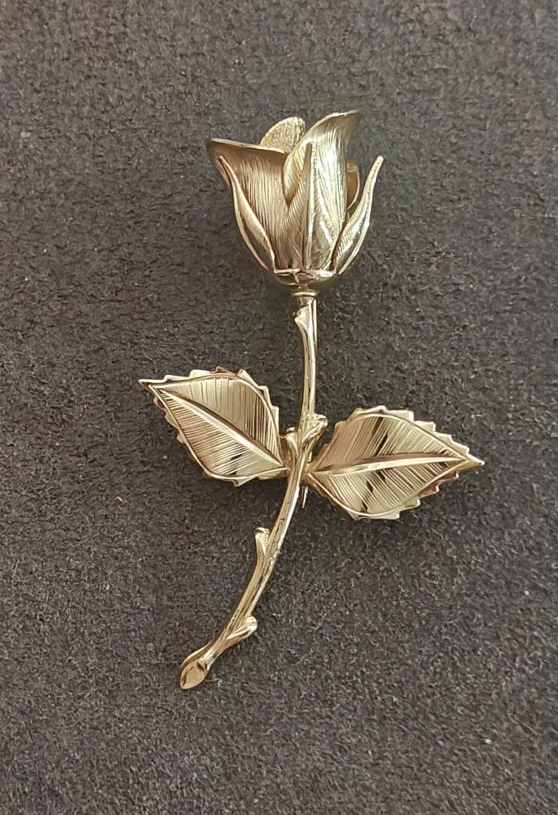 1960s/70s Gold Tone Textured Rose Brooch
