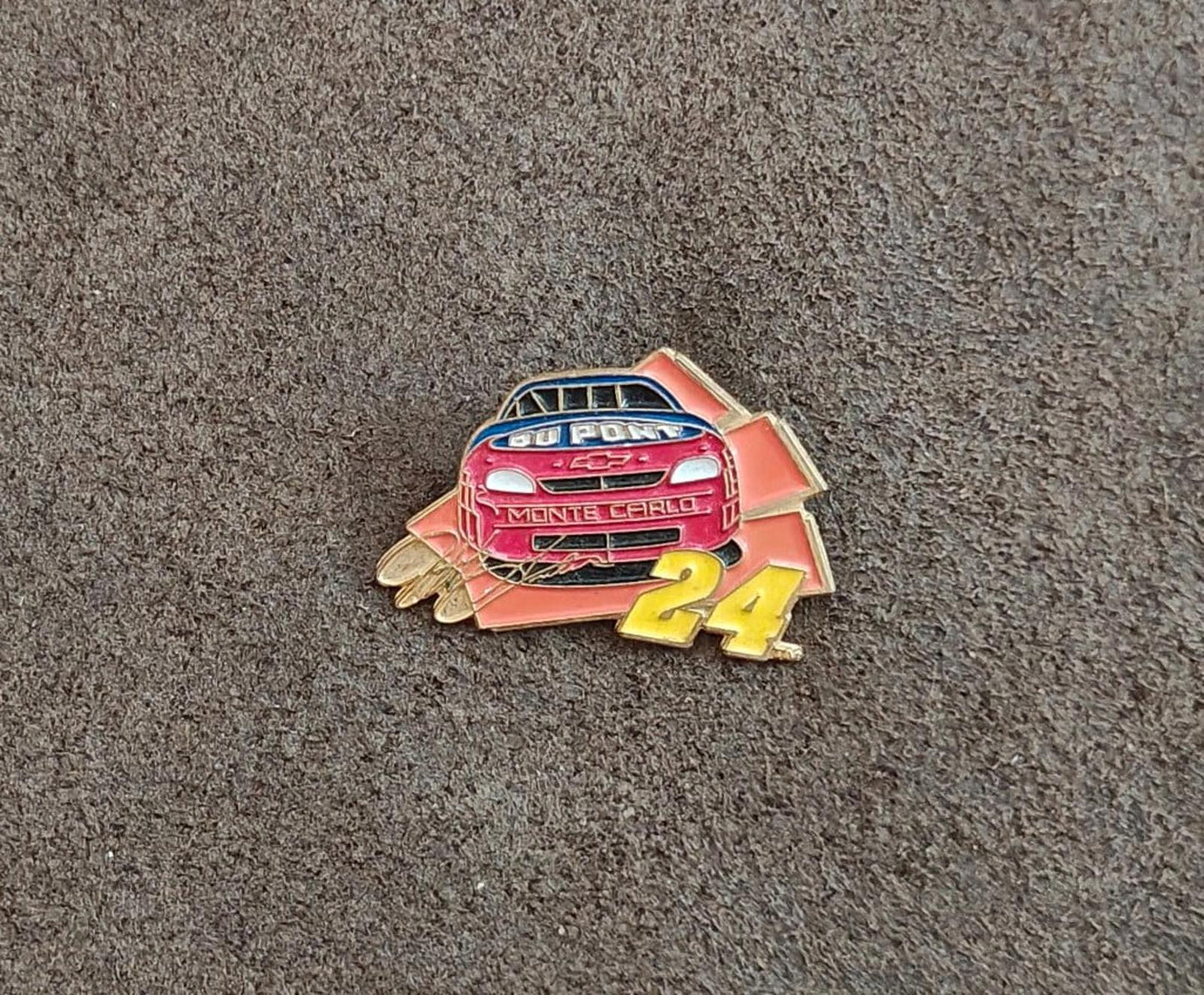1993 Jeff Gordon #24 DuPont Monte Carlo NASCAR Race Car Pin