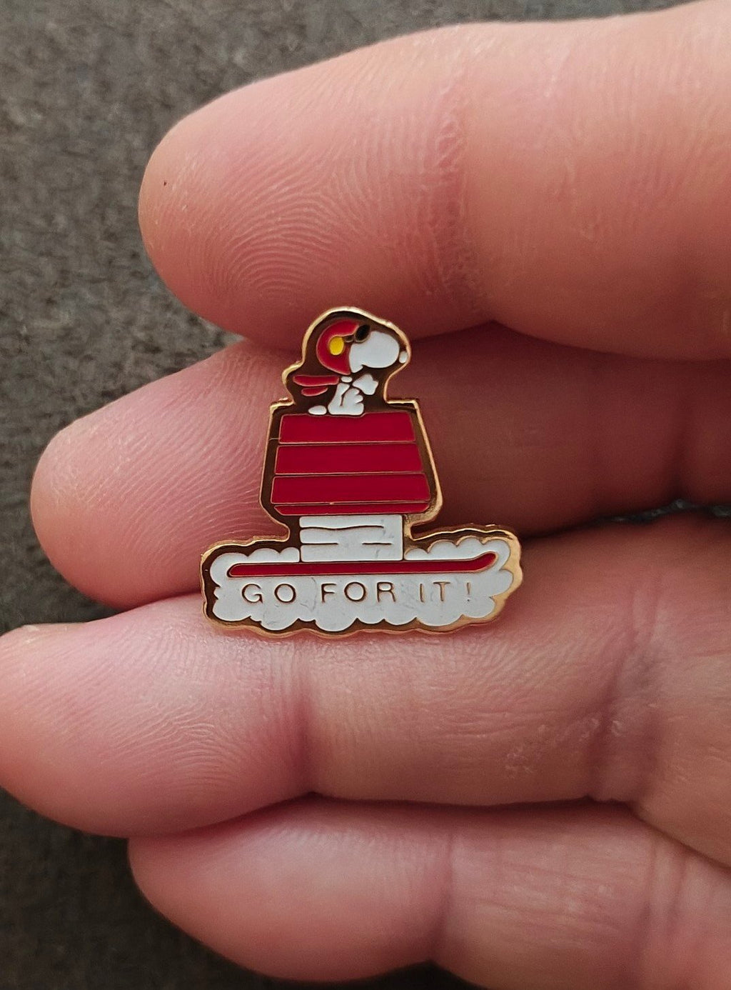 1970s Peanuts Snoopy Go For It! Gold Tone Enamel Pin