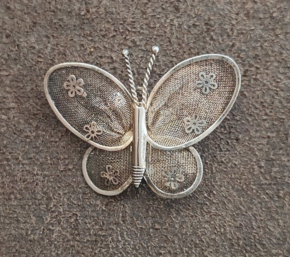 1960s/70s Silver Tone Mesh Butterfly Brooch & Pendant-Dual-Use Pin
