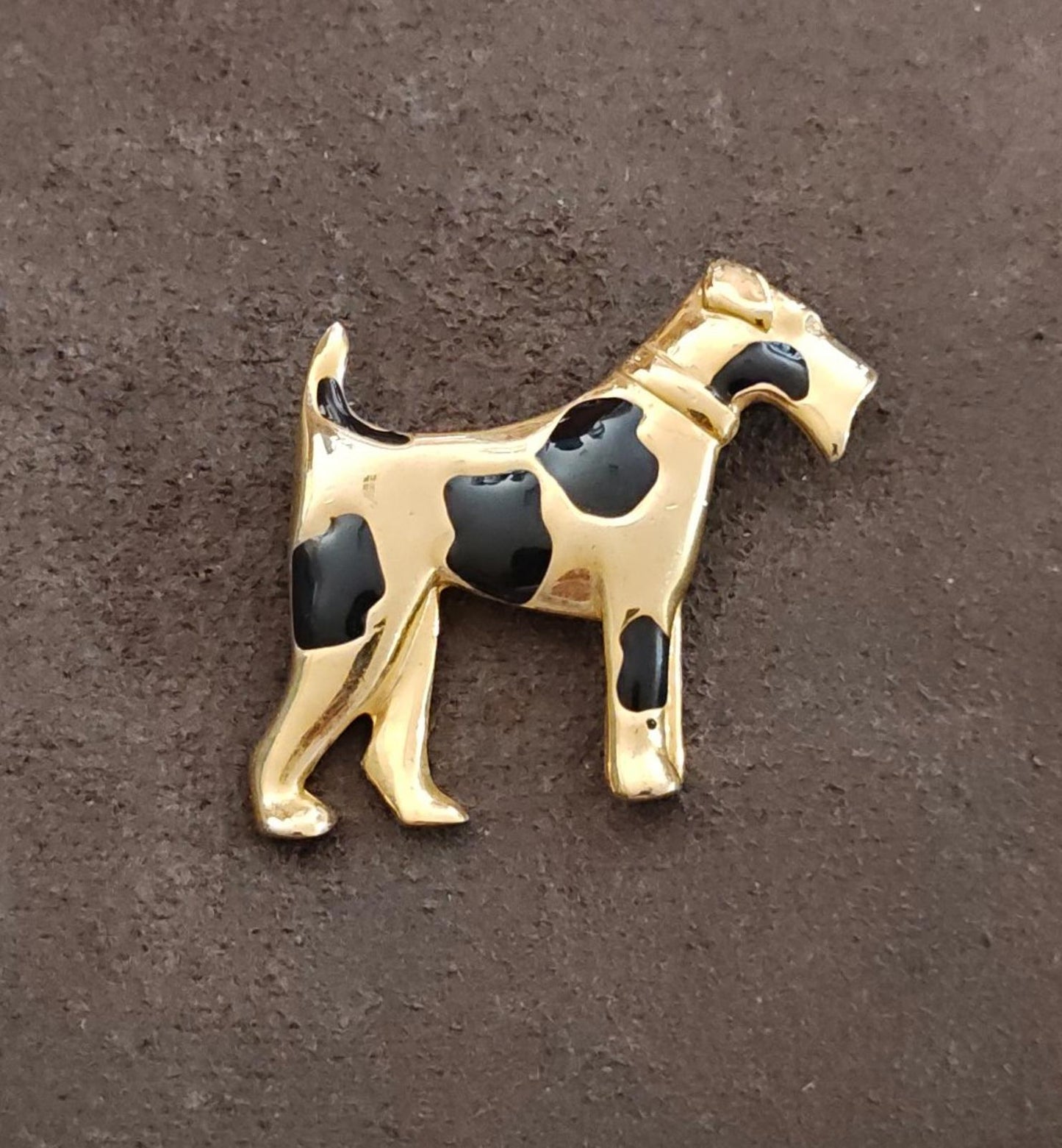 1970s Vintage Airedale Terrier Gold Tone Black Enamel With Rhinestone Eye Brooch