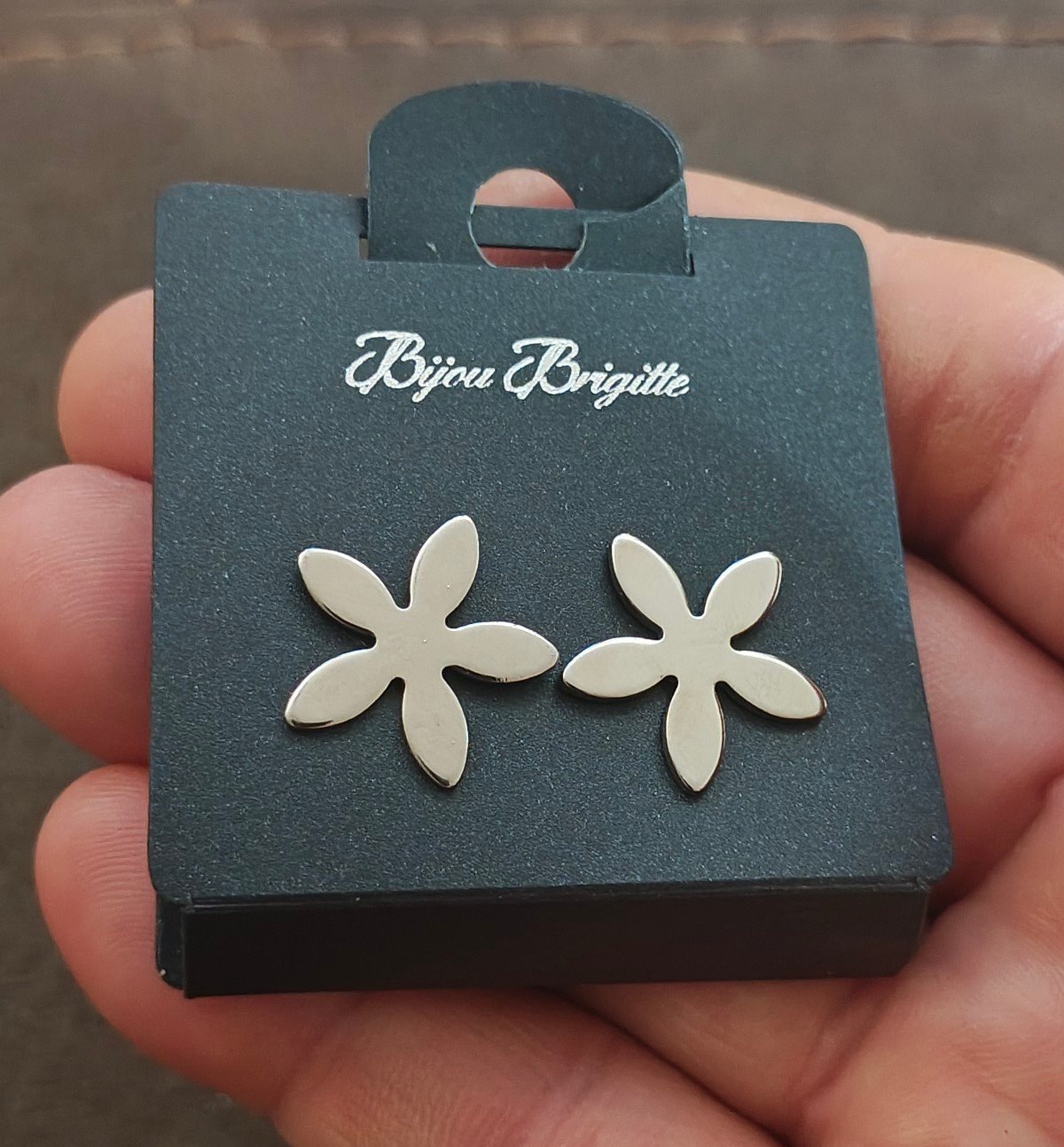 Bijou Brigitte Matte Silver Tone Flower Stud Earrings New