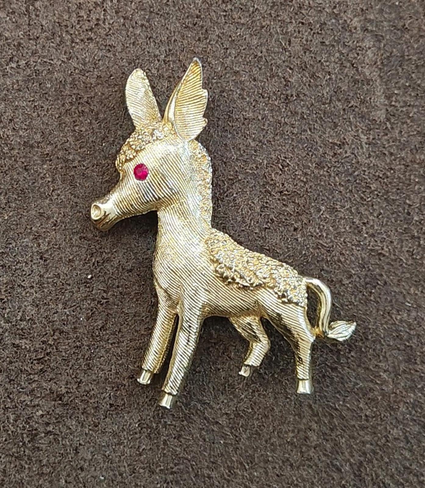 1950s/60s Vintage Gold Tone Donkey With Red Eye Rhinestone Brooch Pin