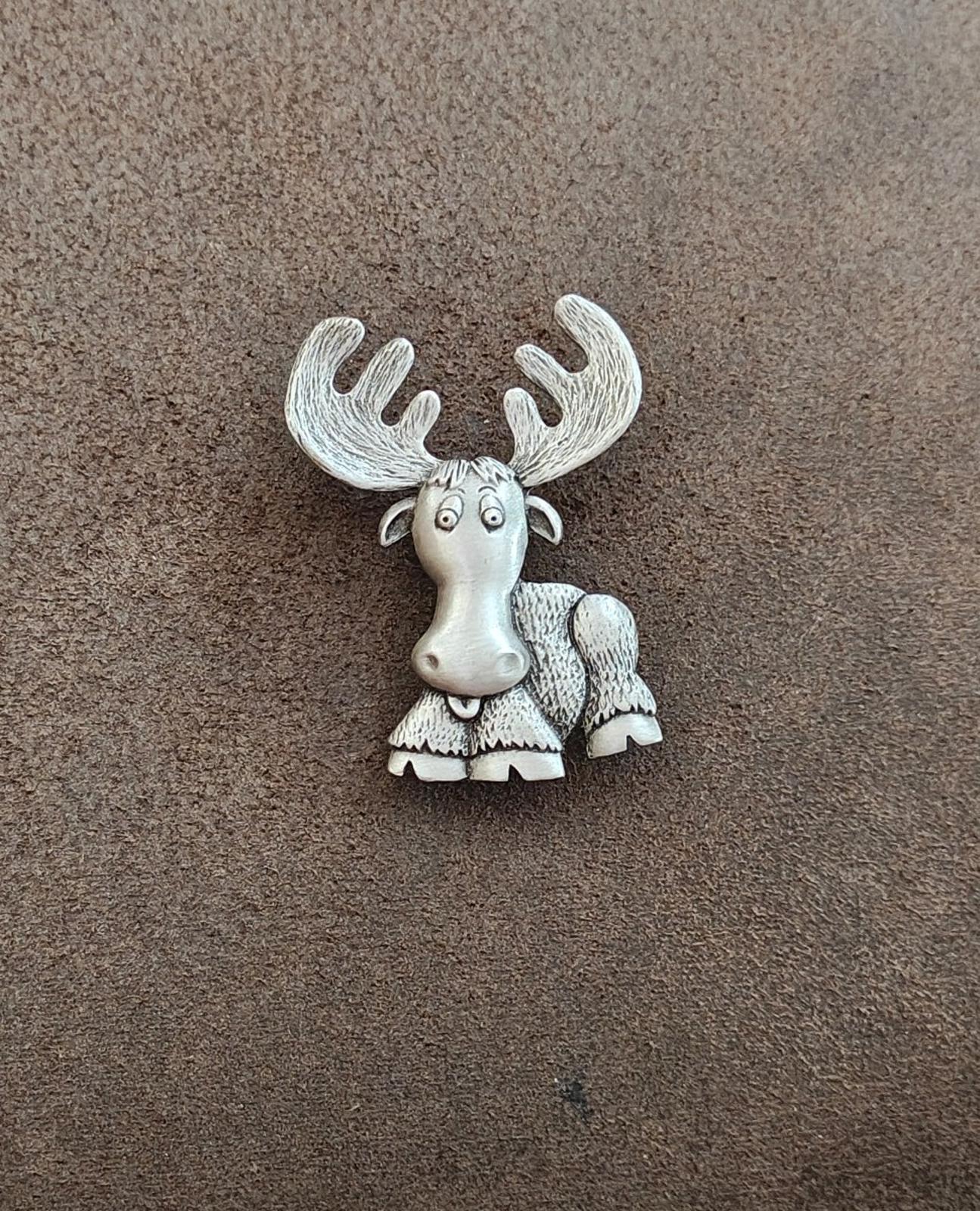 1980s Signed JJ (Jonette Jewelry) Pewter Moose Brooch