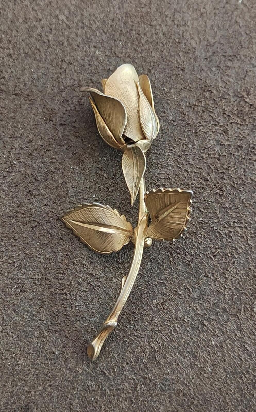 1960s Signed Giovanni Gold Tone Rose Brooch