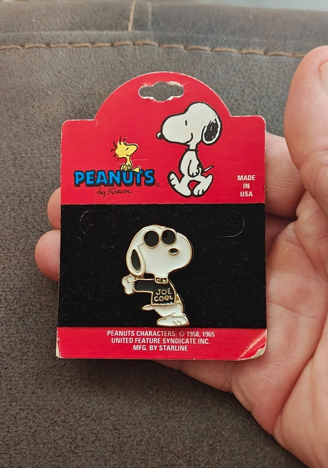 1980s Peanuts Snoopy Joe Cool Gold Tone Enamel Pin