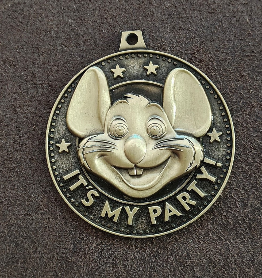 Bronze Tone Chuck E. Cheese "It's My Party!" Birthday Star Medallion