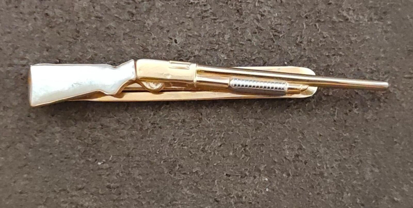 1950s Signed Gold Tone Mother of Pearl Swank Rifle/Shotgun Tie Bar/Tie Clip