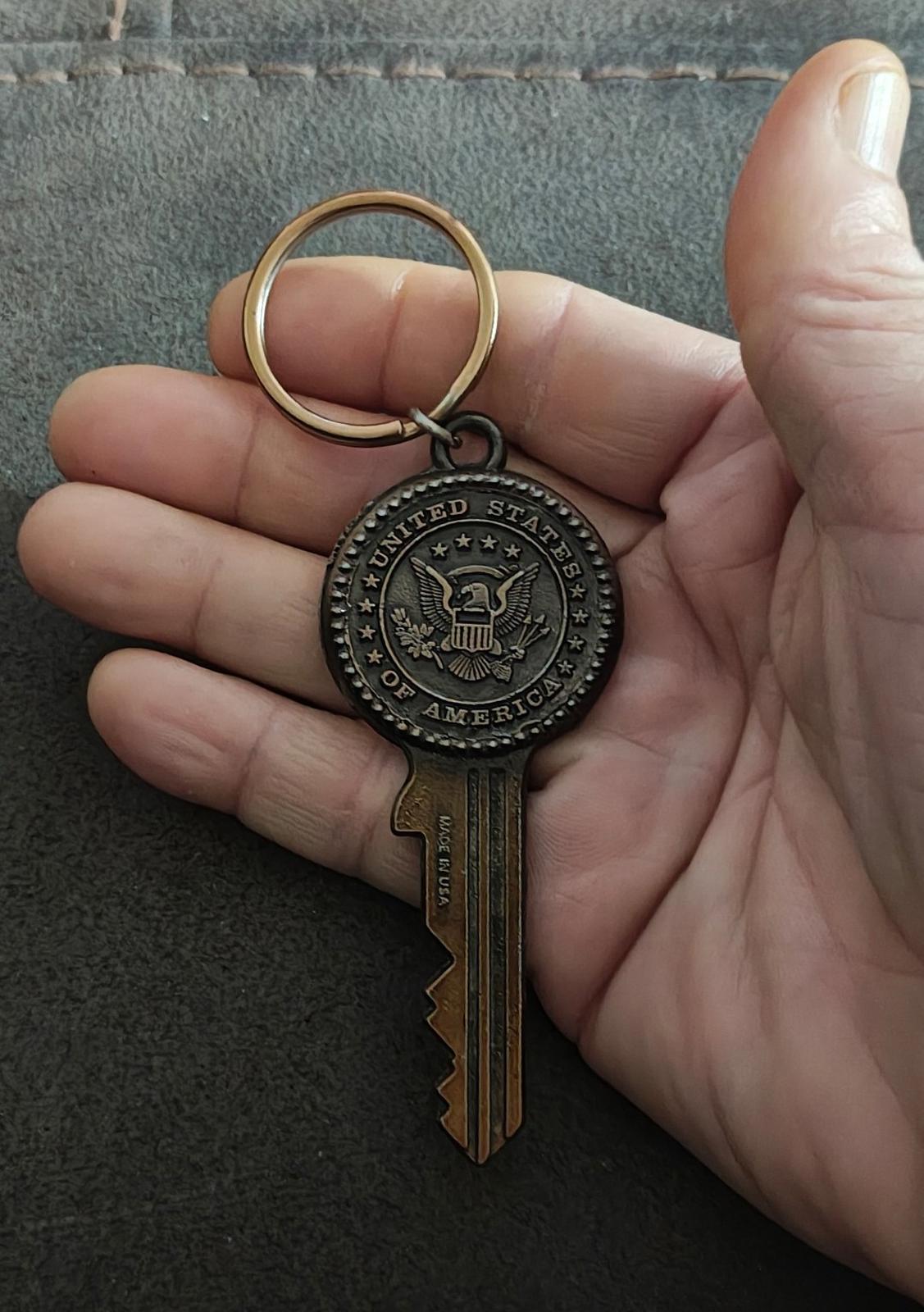 70s/80s Vintage USA US Capital Washington DC Travel Souvenir Keychain