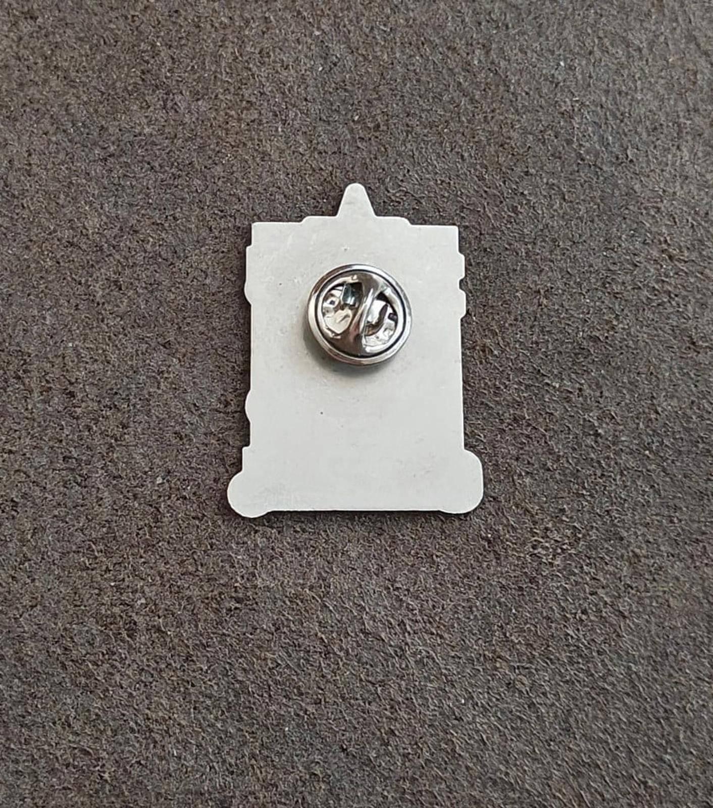 1990's Dallas Cowboys Gold Tone Enamel Pin