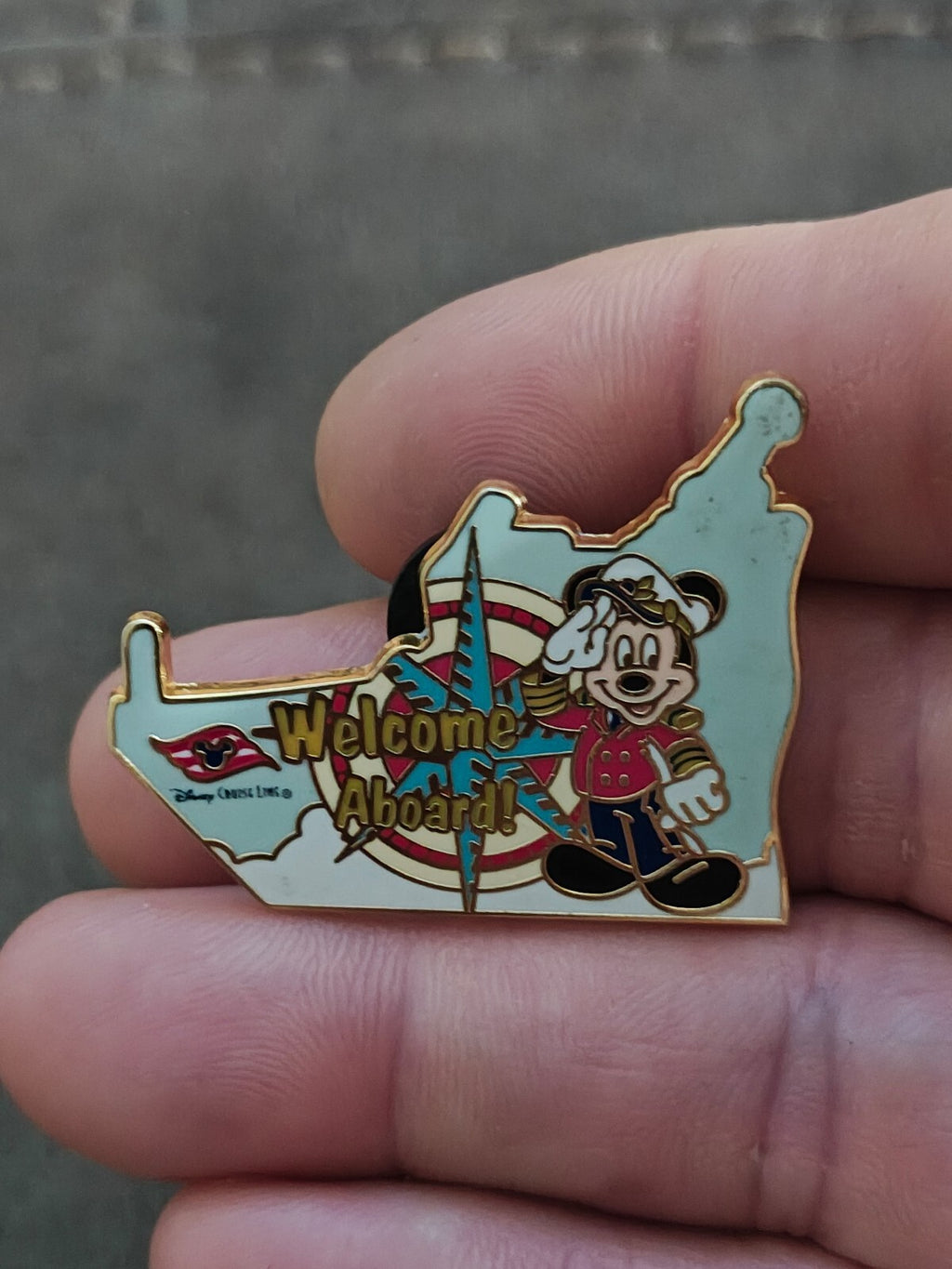 2008 Disney Cruise Line Gold Tone Enamel Pin Featuring Captain Mickey Mouse