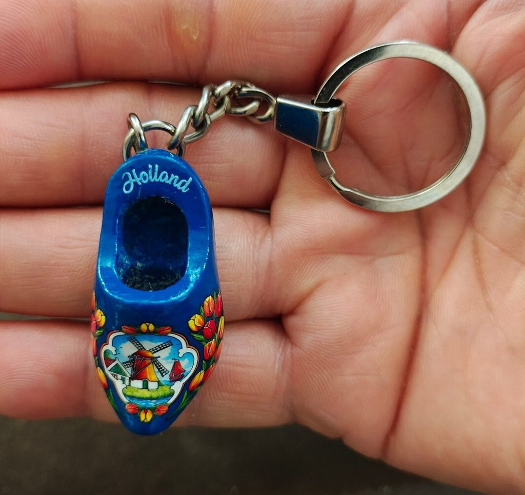 Traditional Hand painted Dutch Miniature Wooden Shoe (clog) Keychain