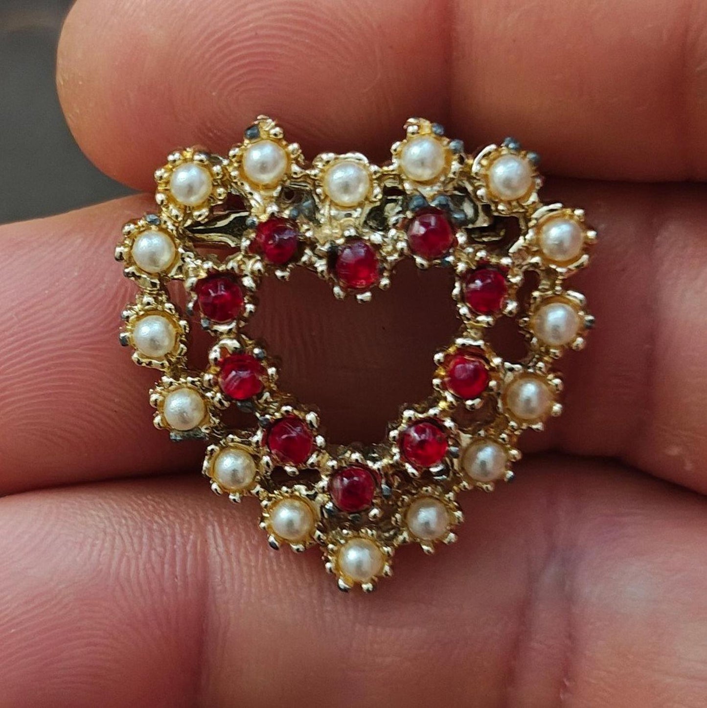 1980's Gold Tone Red Rhinestones and Faux Pearls Heart Brooch Pin