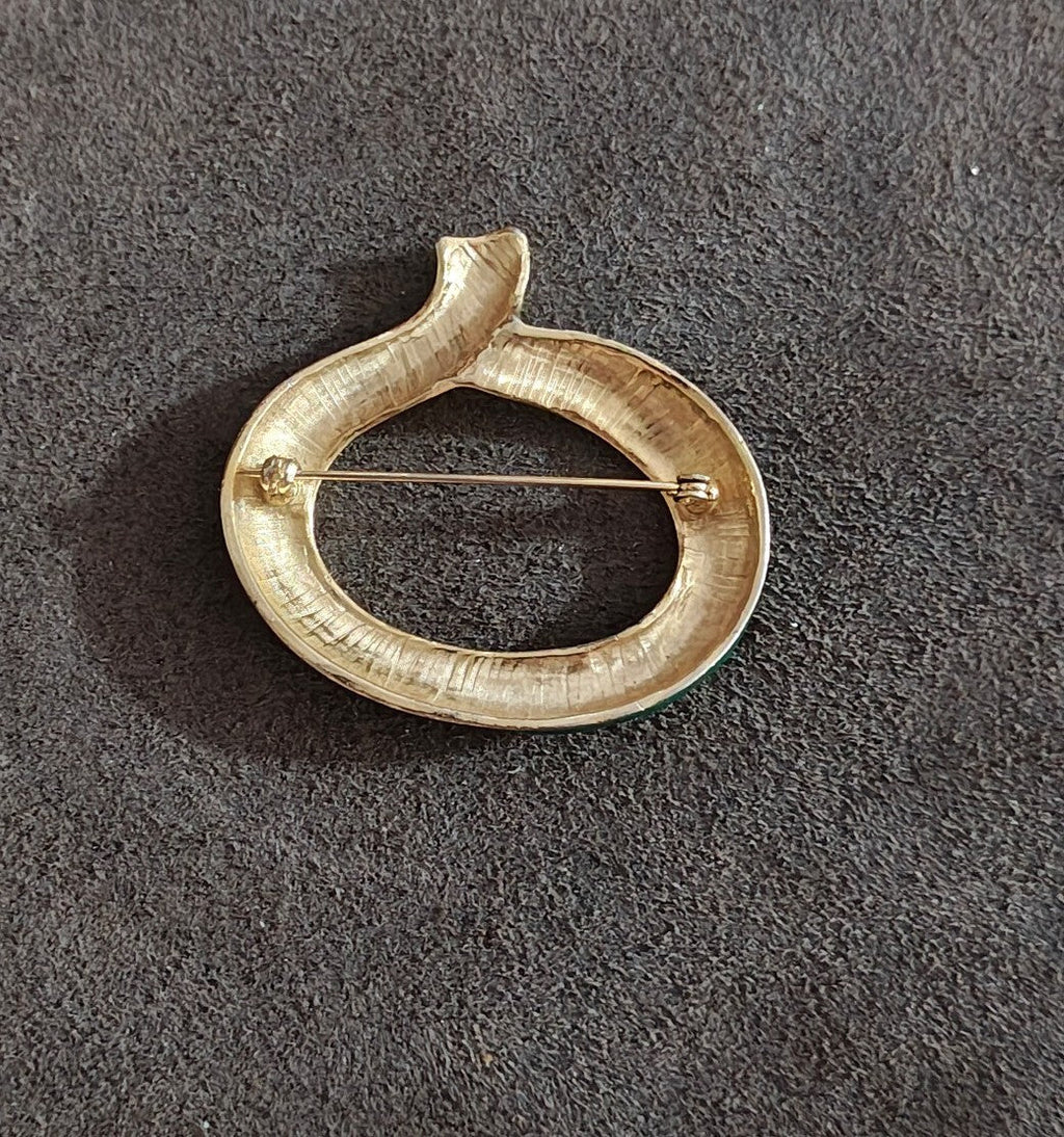 Elegant Vintage 1990s Gold Tone Twist Loop Shape Green Enamel Brooch Pin. - Trinketmania-LV