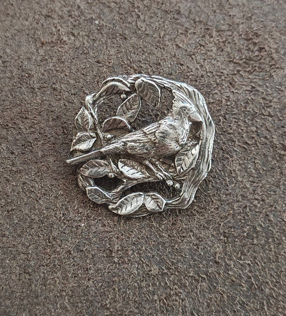 1999 Birds & Blooms Limited Edition Pewter Cardinal Bird Brooch Pin