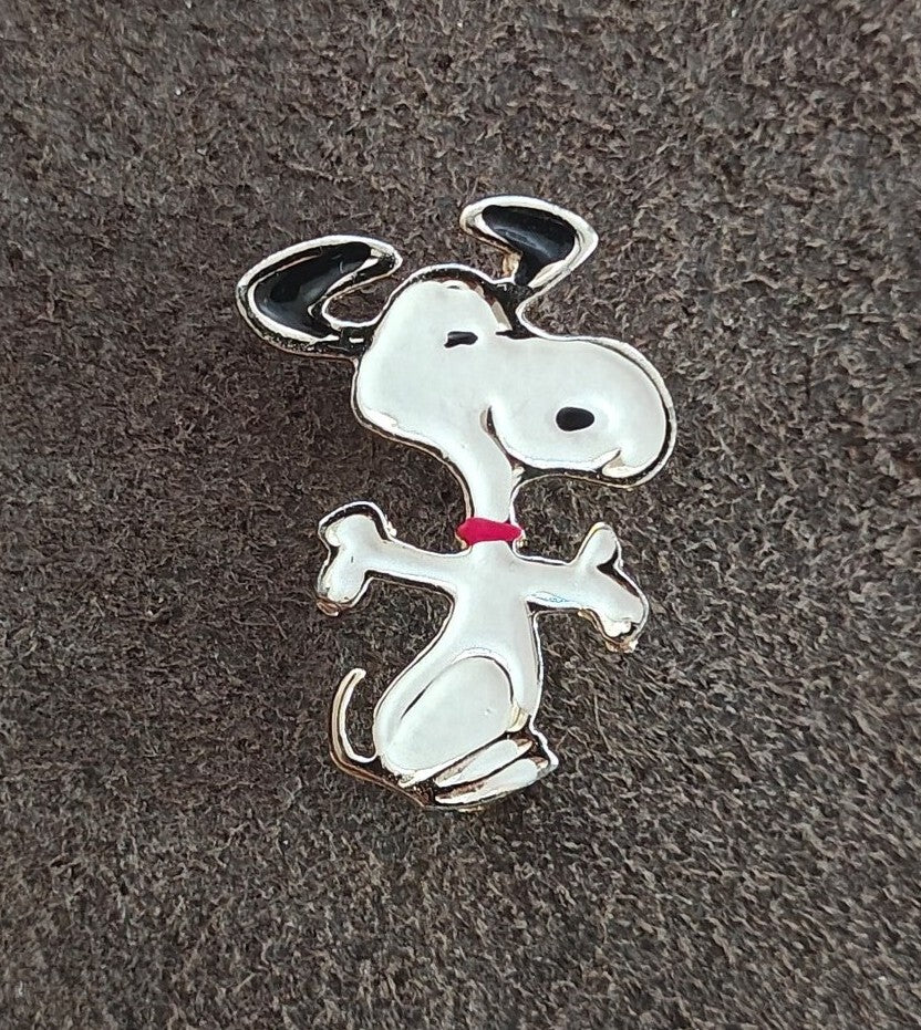 1970s Snoopy Gold Tone Enamel Pin