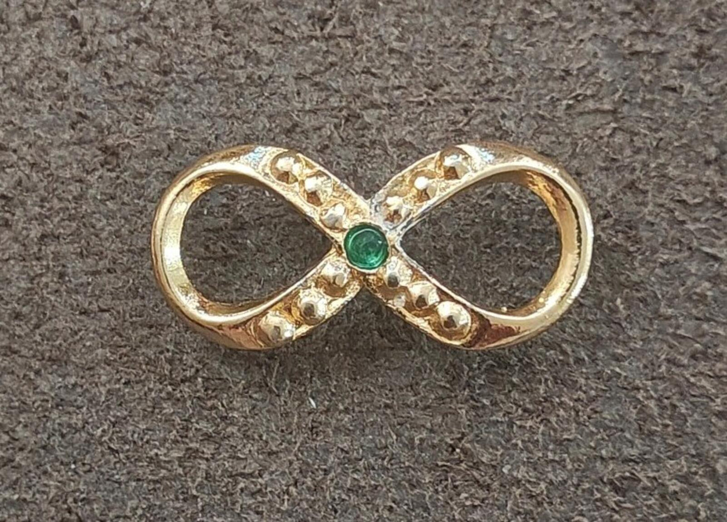 1950s/60s 24k Electroplated HC Infinity Brooch With Genuine Emerald Stone