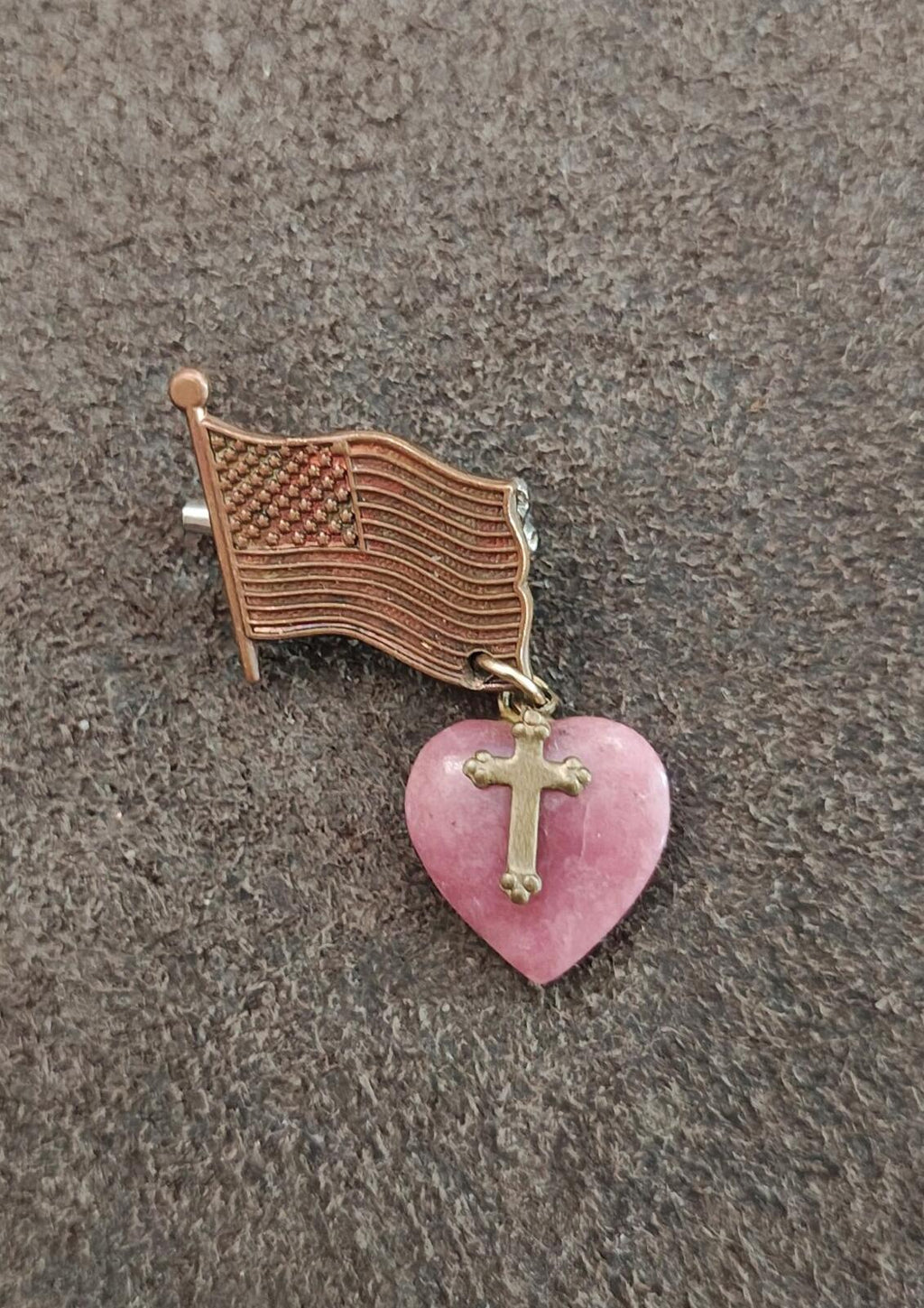 80s Gold Tone Patriotic & Religious American Flag With Heart Cross Charm Brooch