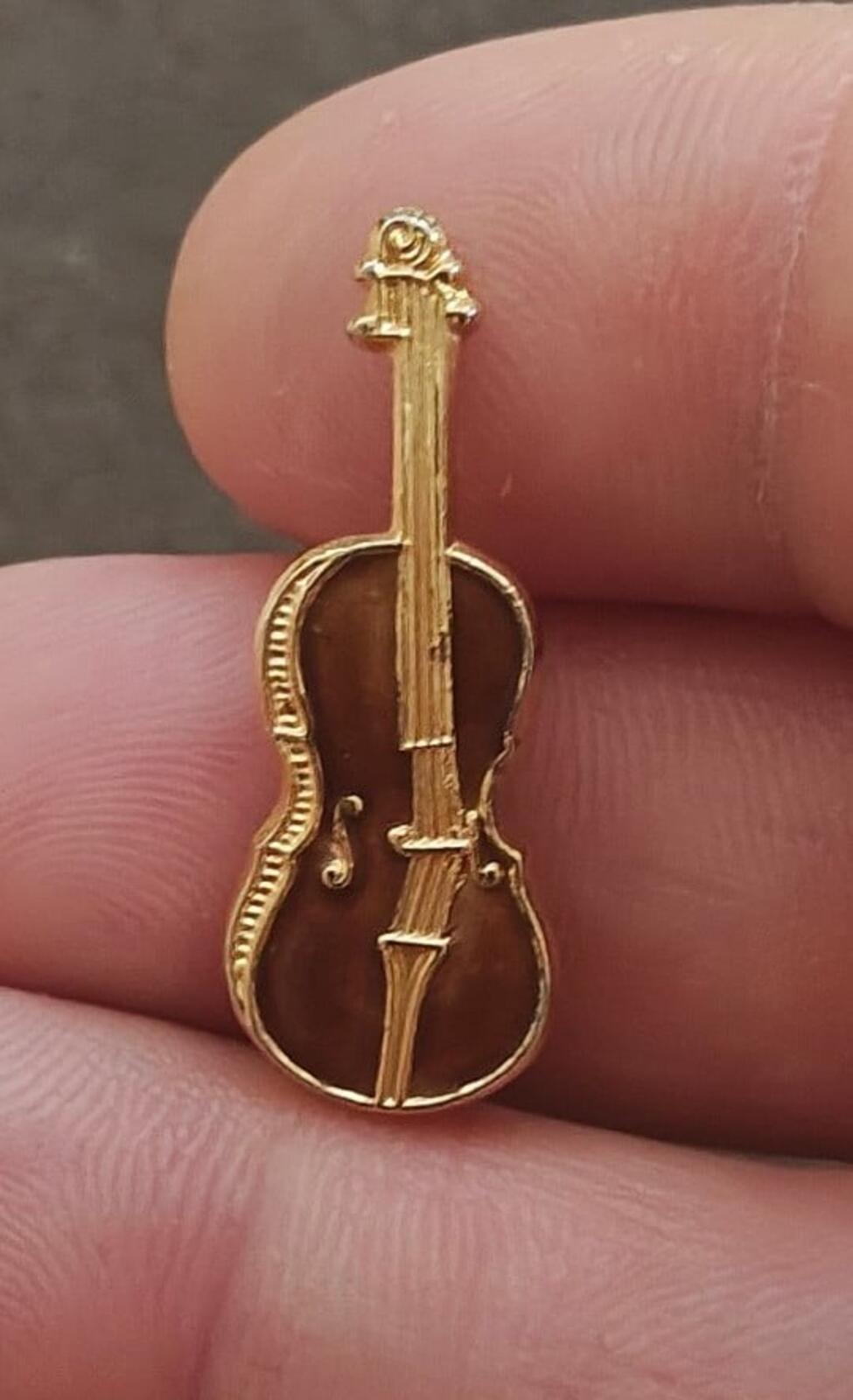 1980s Gold Tone Violin With Brown Enamel Finish Inlay On The Body Brooch