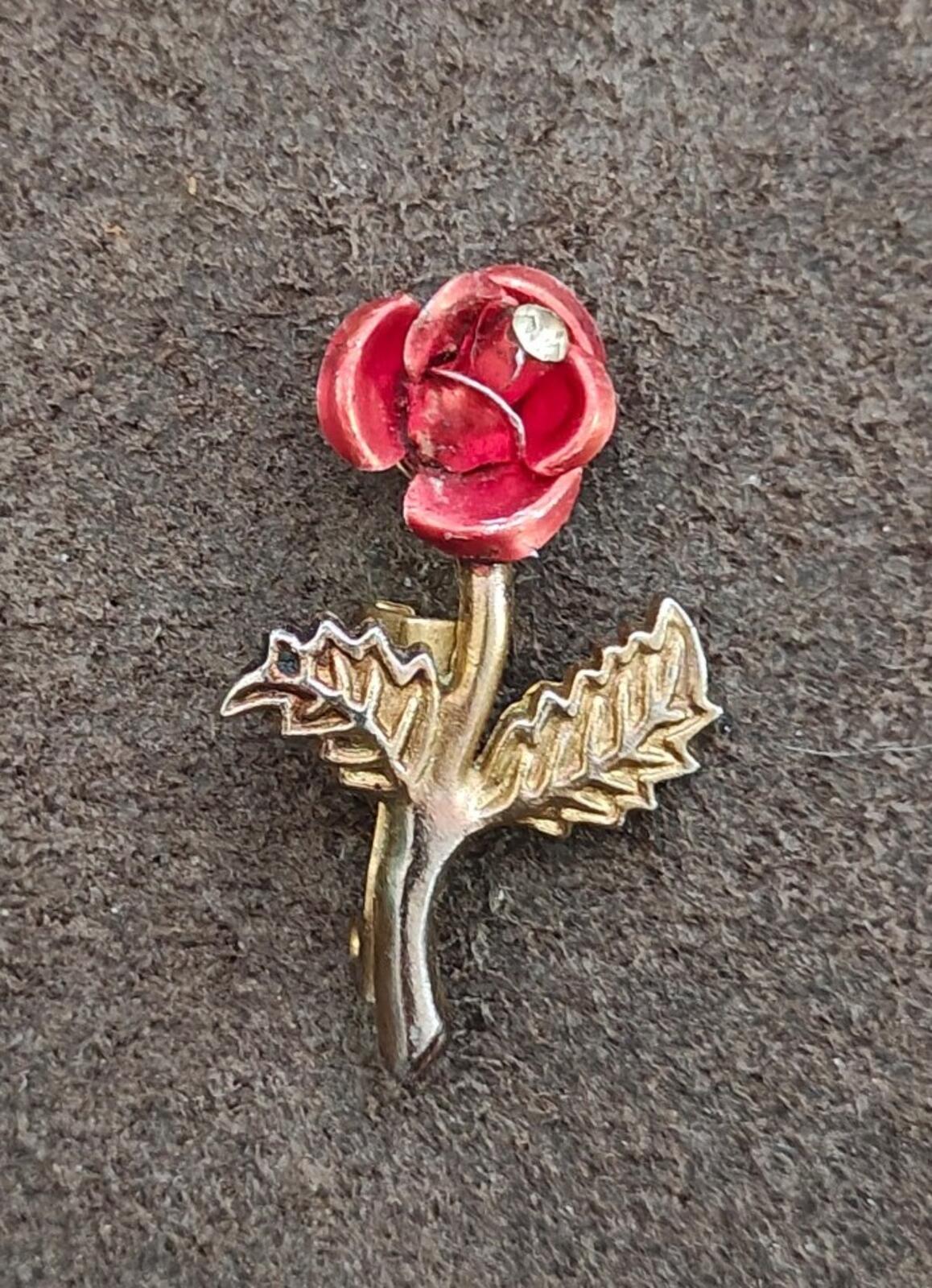 1960s Red Enamel Rose With a Clear Rhinestone In Center Gold Tone Brooch