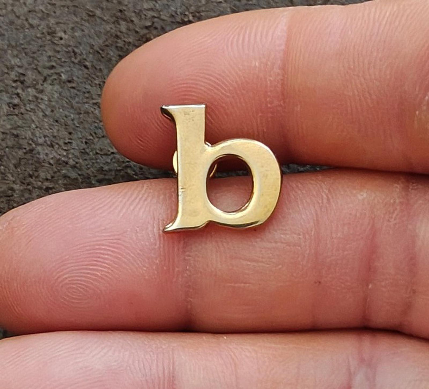 1980s Gold Tone Monogram Initial Letter B Pin
