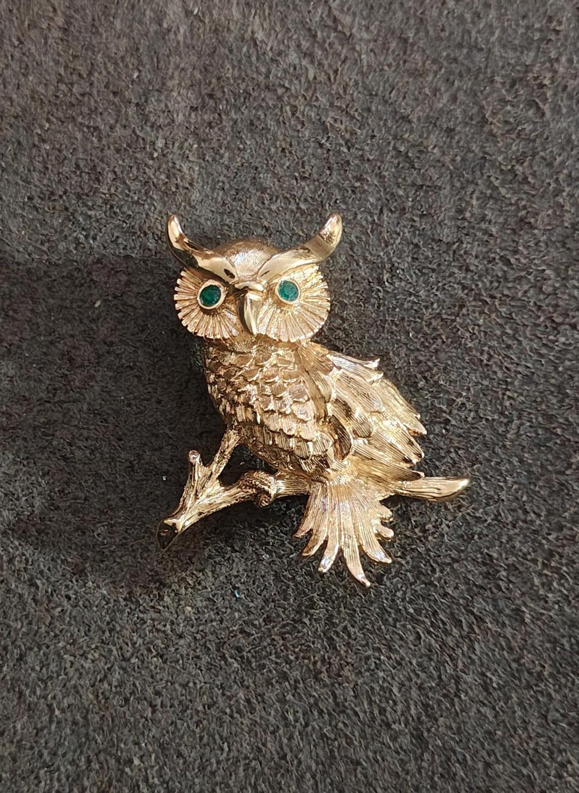 1980s Monet Gold Tone Owl With Emerald Green Rhinestone Eyes Brooch