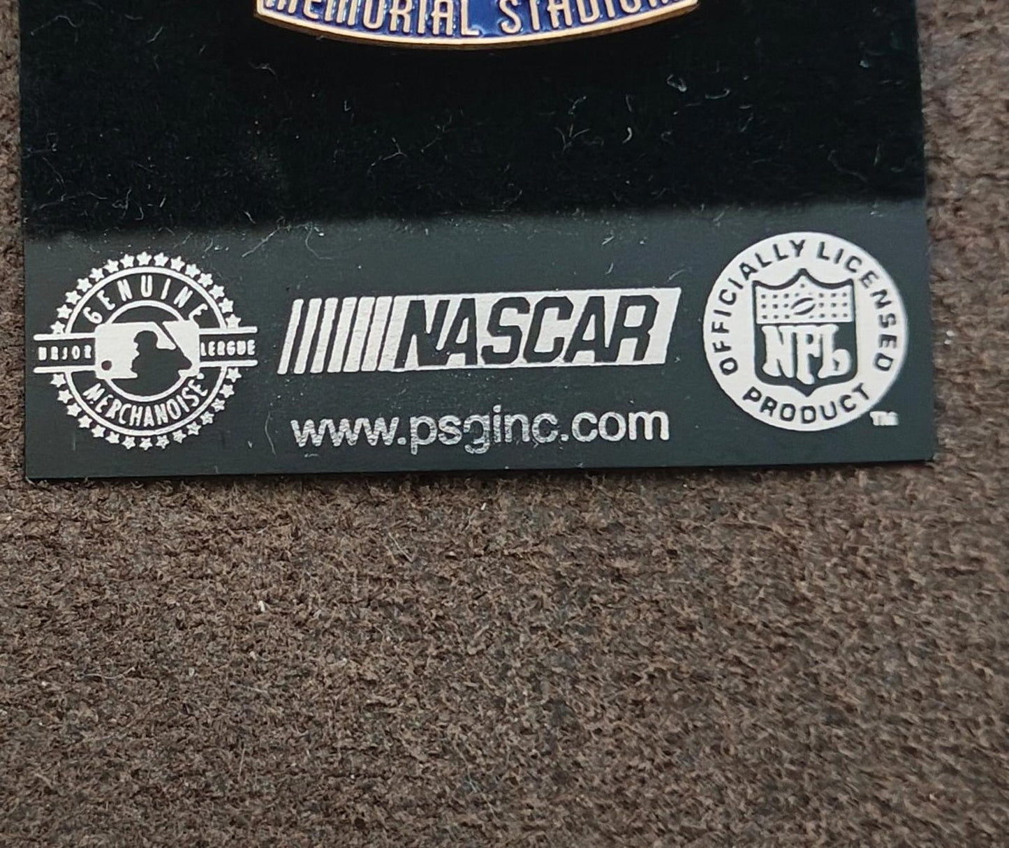 2001 Baltimore Ravens Memorial To Memorial Stadium Gold Tone Enamel Pin New