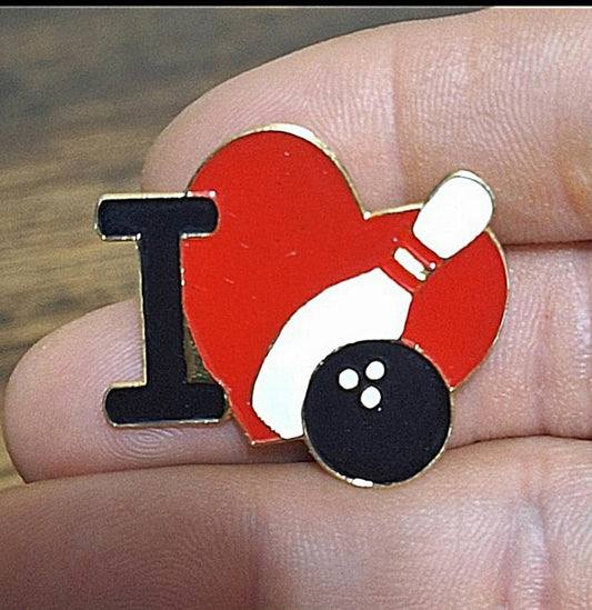 I Love Heart Bowling Gold Tone Enamel Pin.