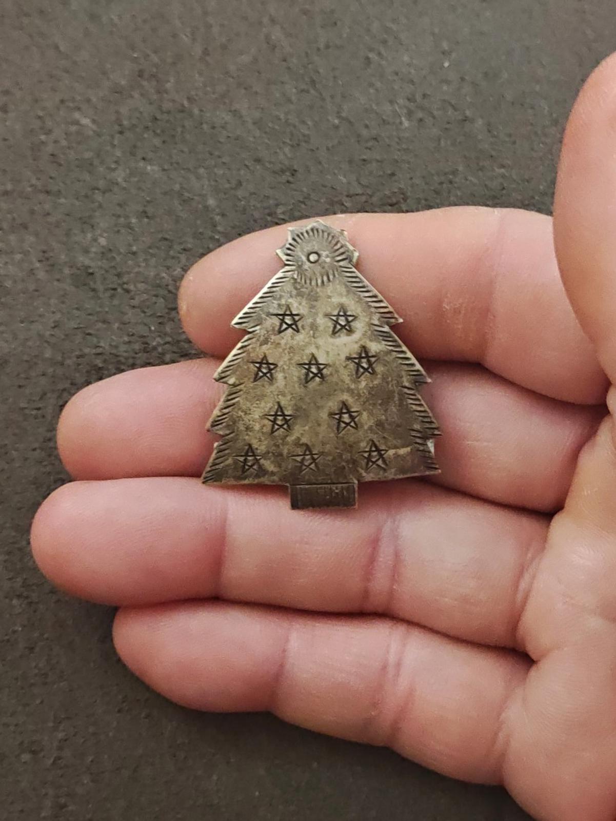 1970s Silver Tone Christmas Tree Brooch