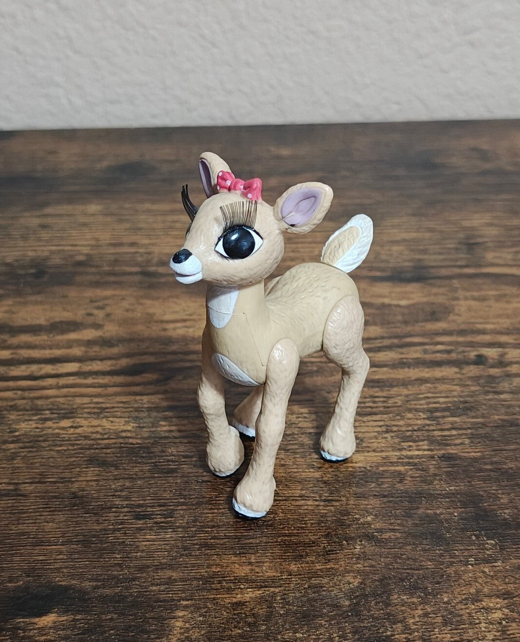2000 Playing Mantis "Clarice" Rudolph The Red Nosed Reindeer PVC Figure.